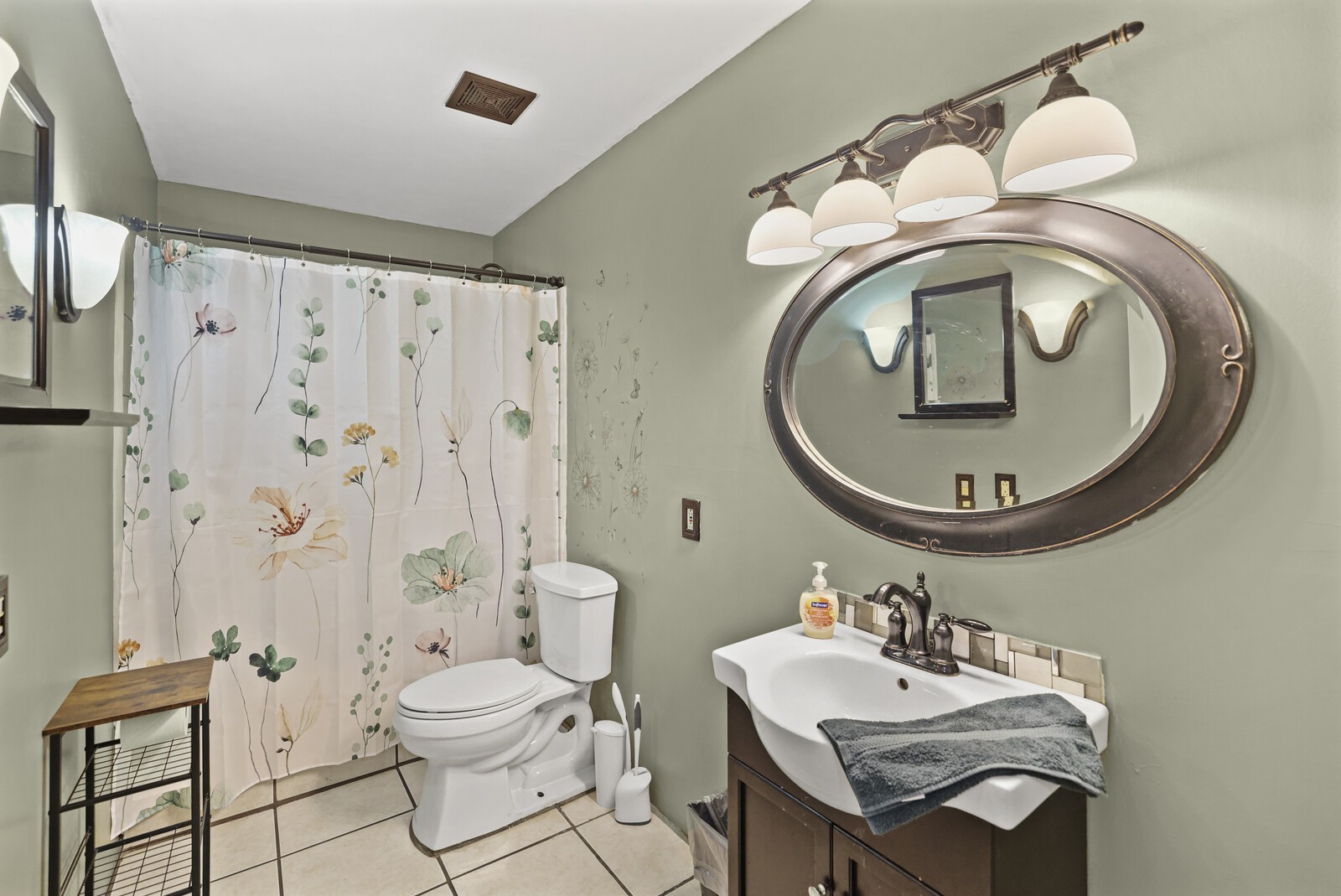 235 Vance Ln