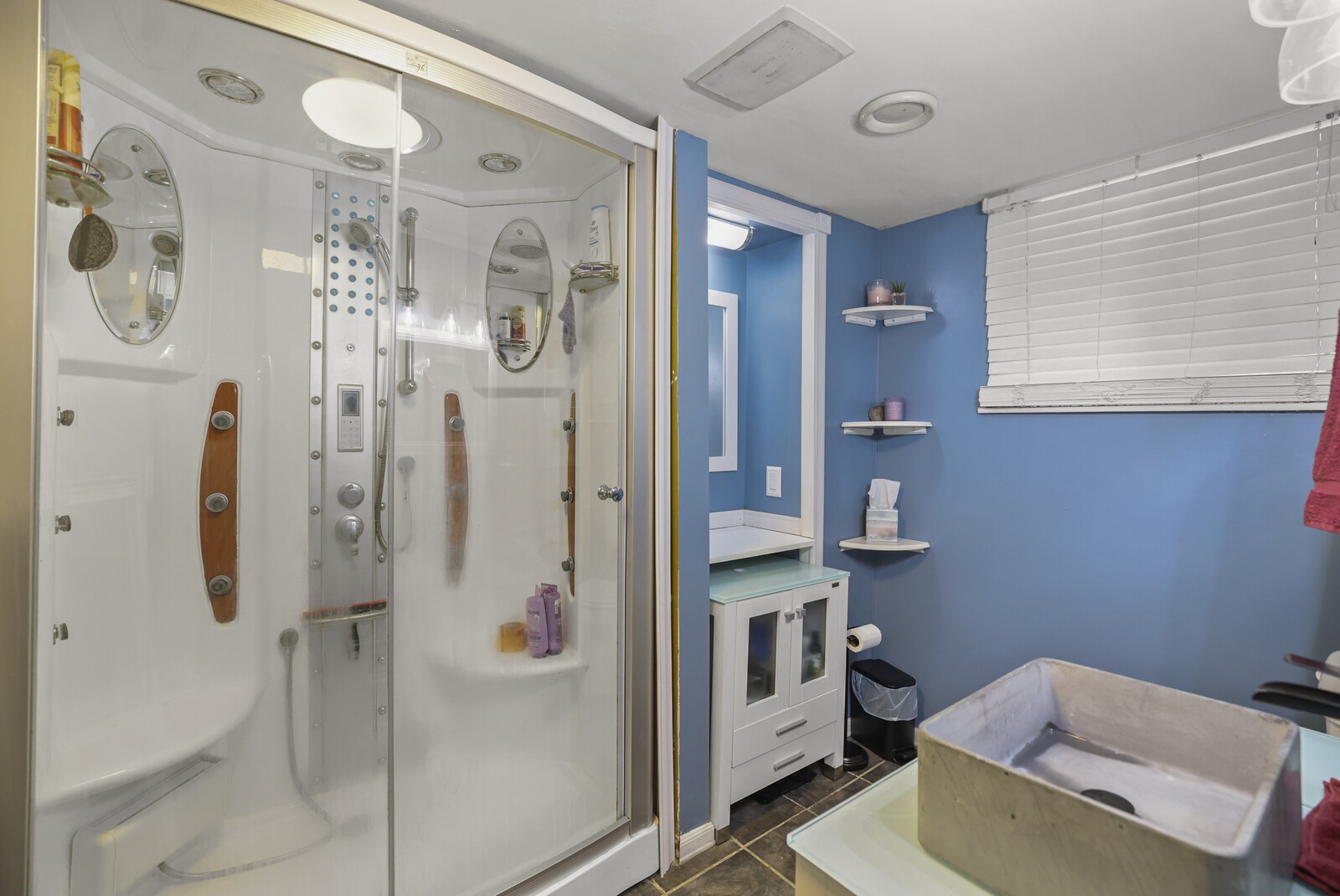 235 Vance Ln