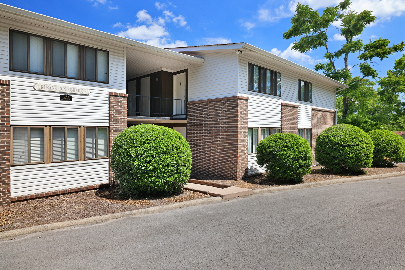3210 Orleans Dr Unit: 8