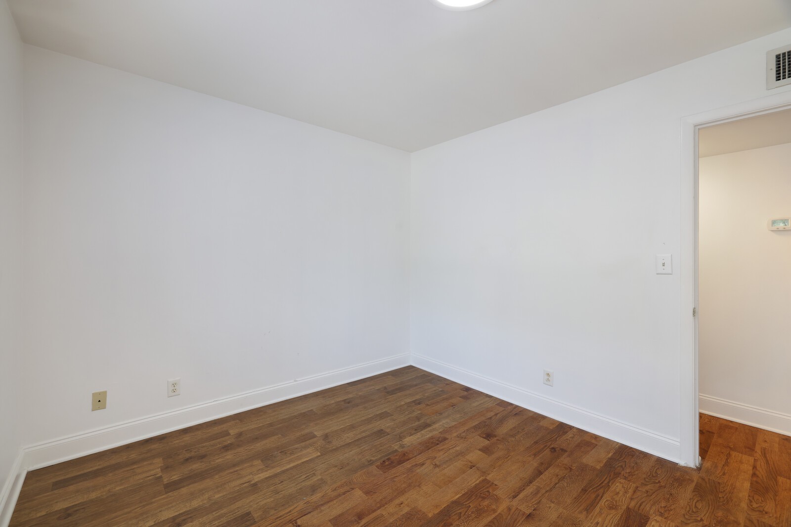 3210 Orleans Dr Unit: 8