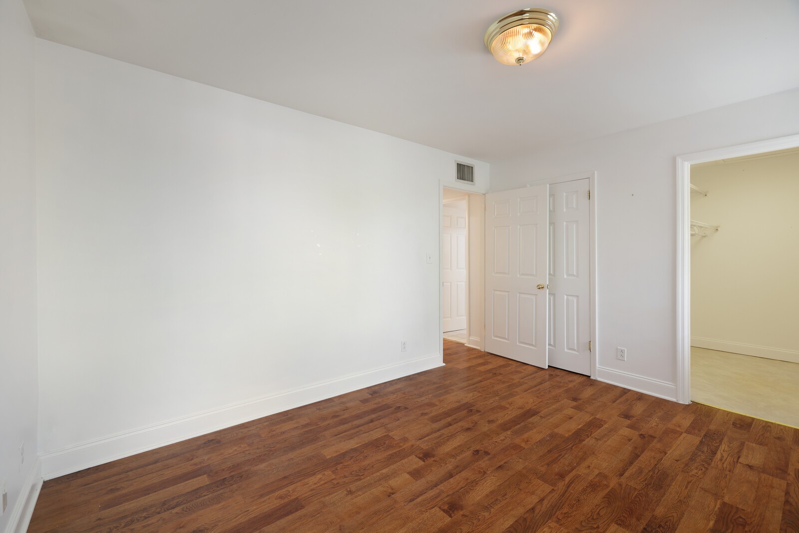 3210 Orleans Dr Unit: 8