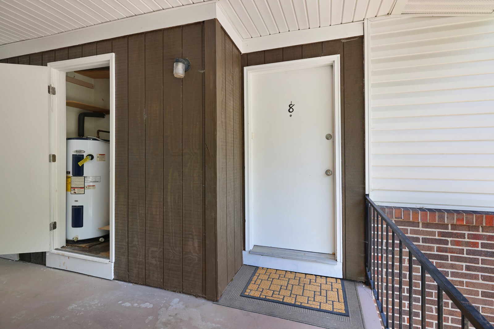 3210 Orleans Dr Unit: 8