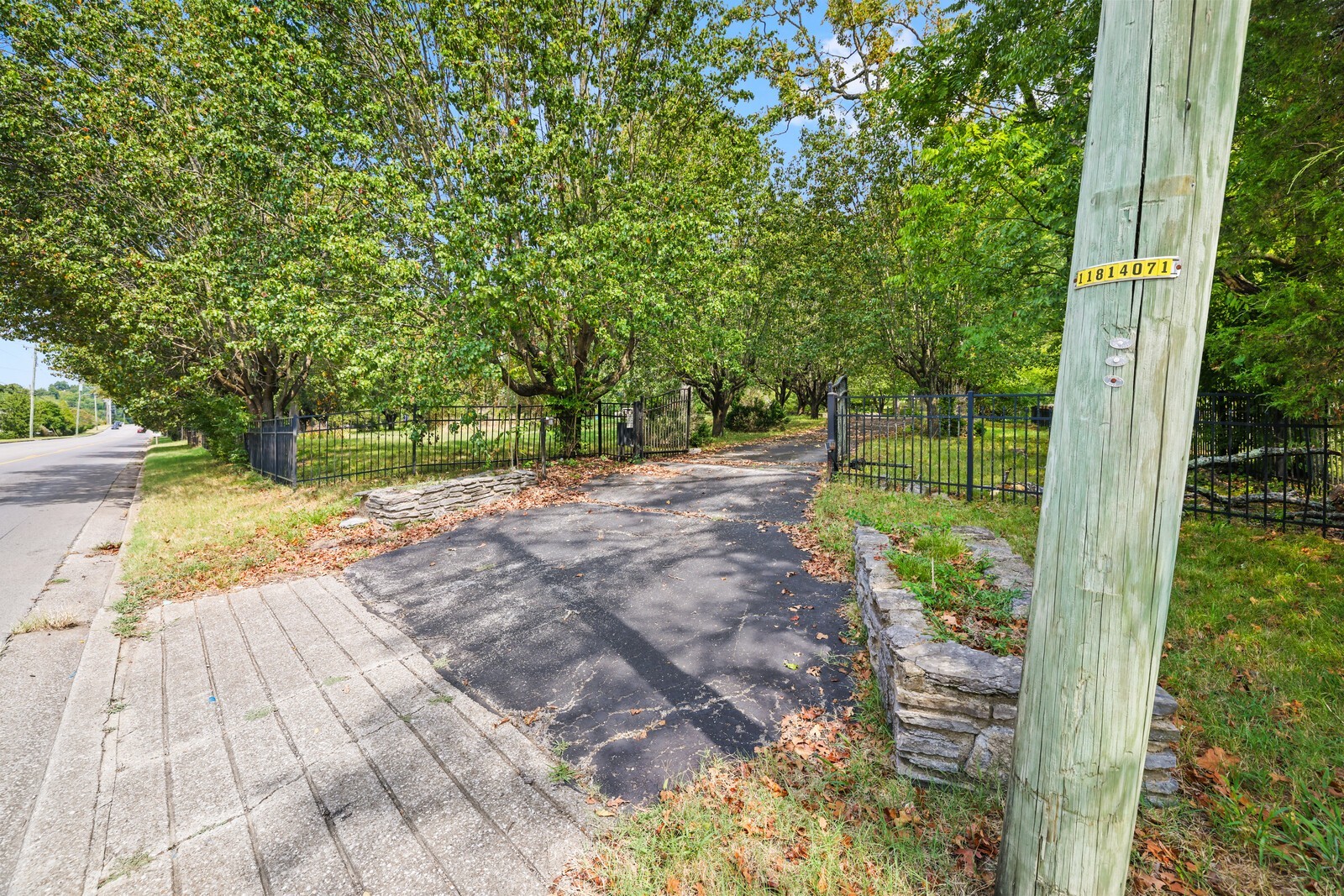 2516 Old Smith Springs Rd