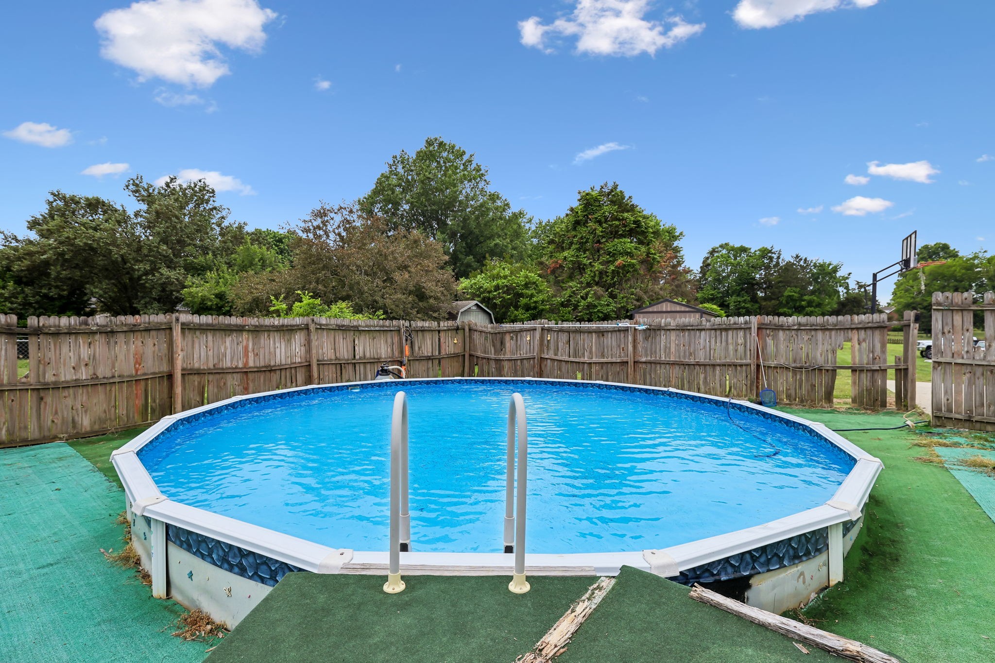 901 Marvin Layne Rd
