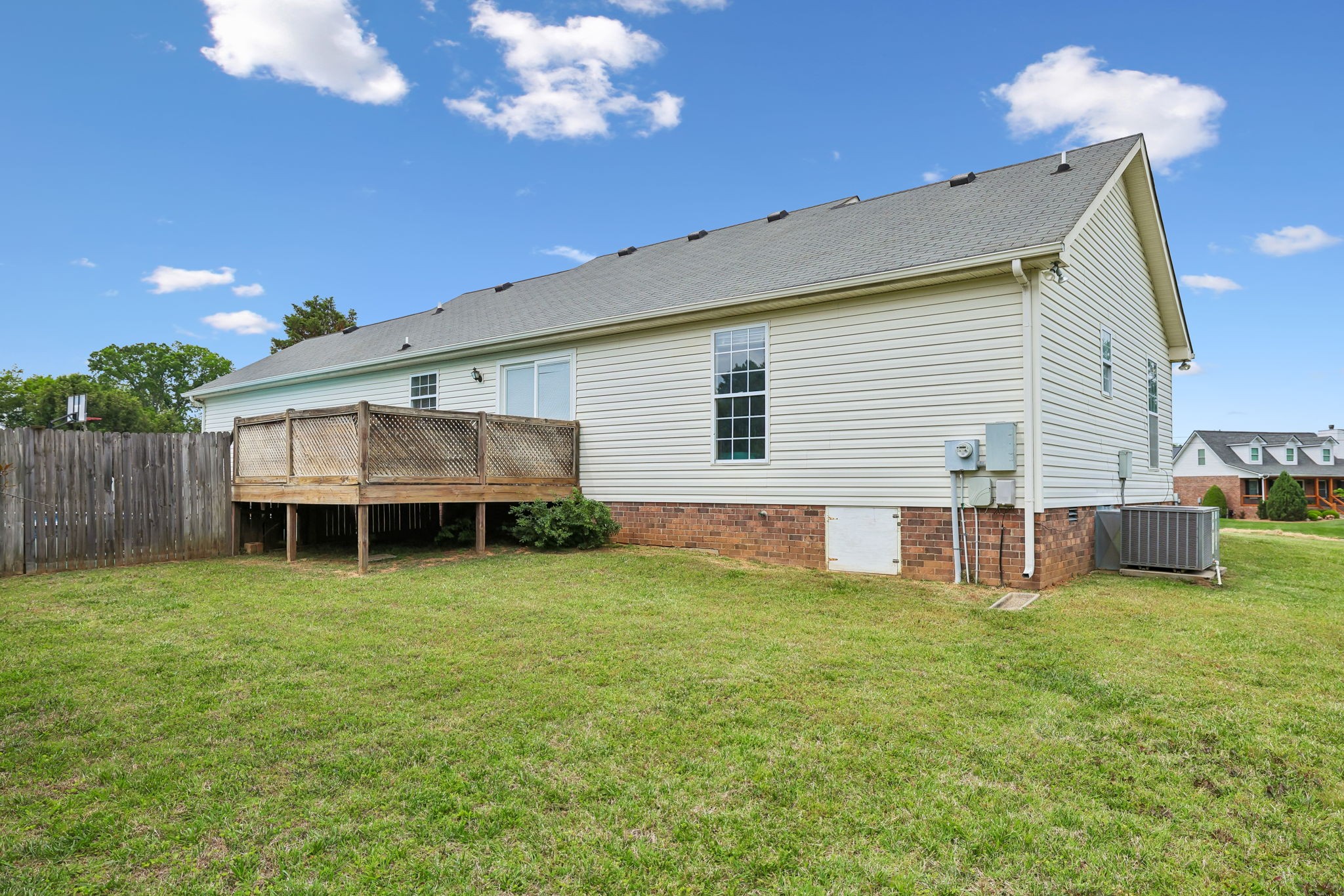 901 Marvin Layne Rd