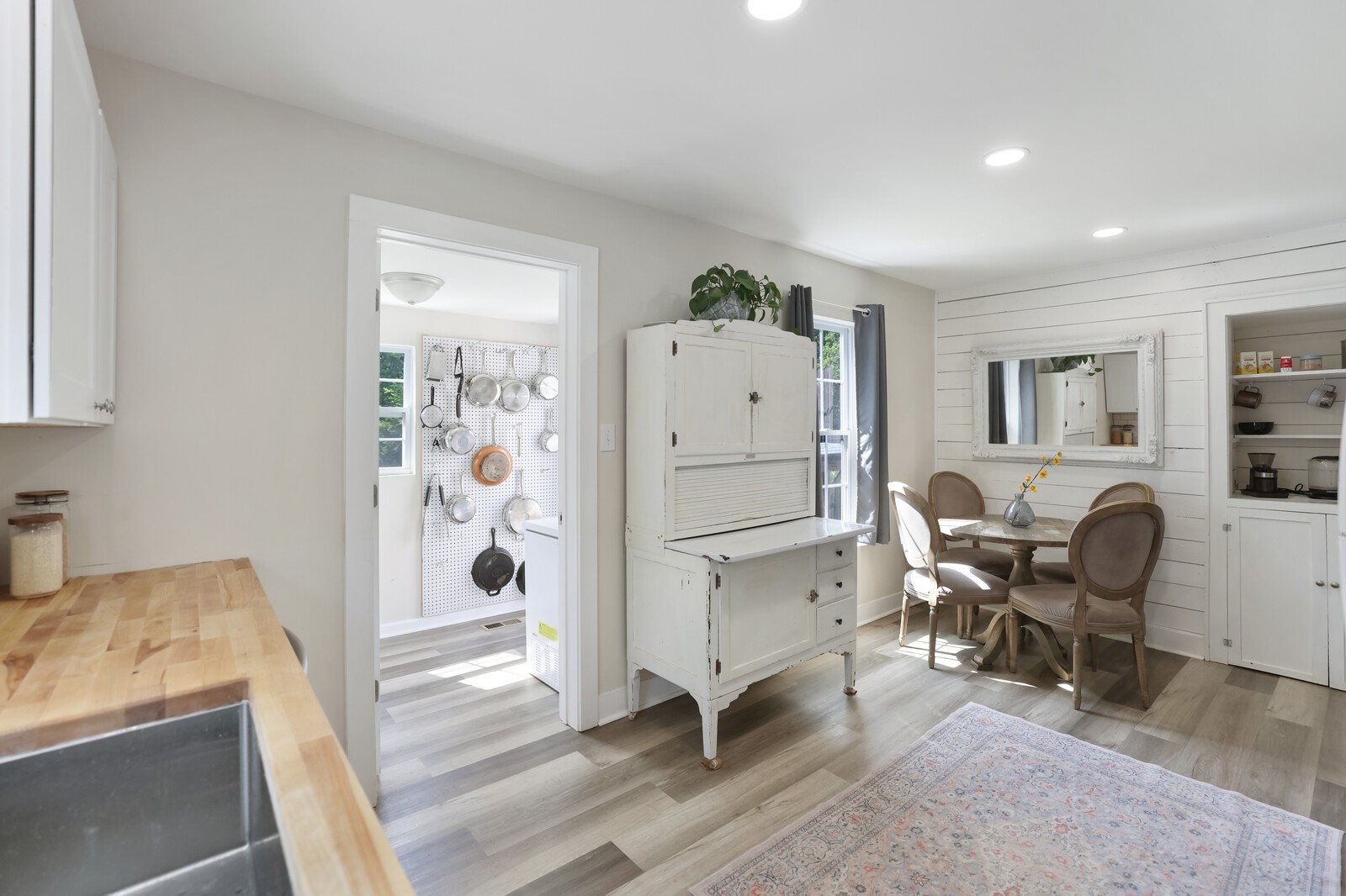 336 W End Ave, N