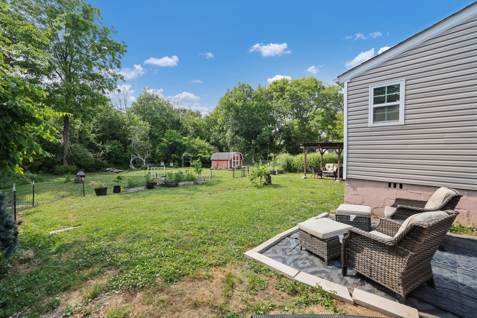 336 W End Ave, N