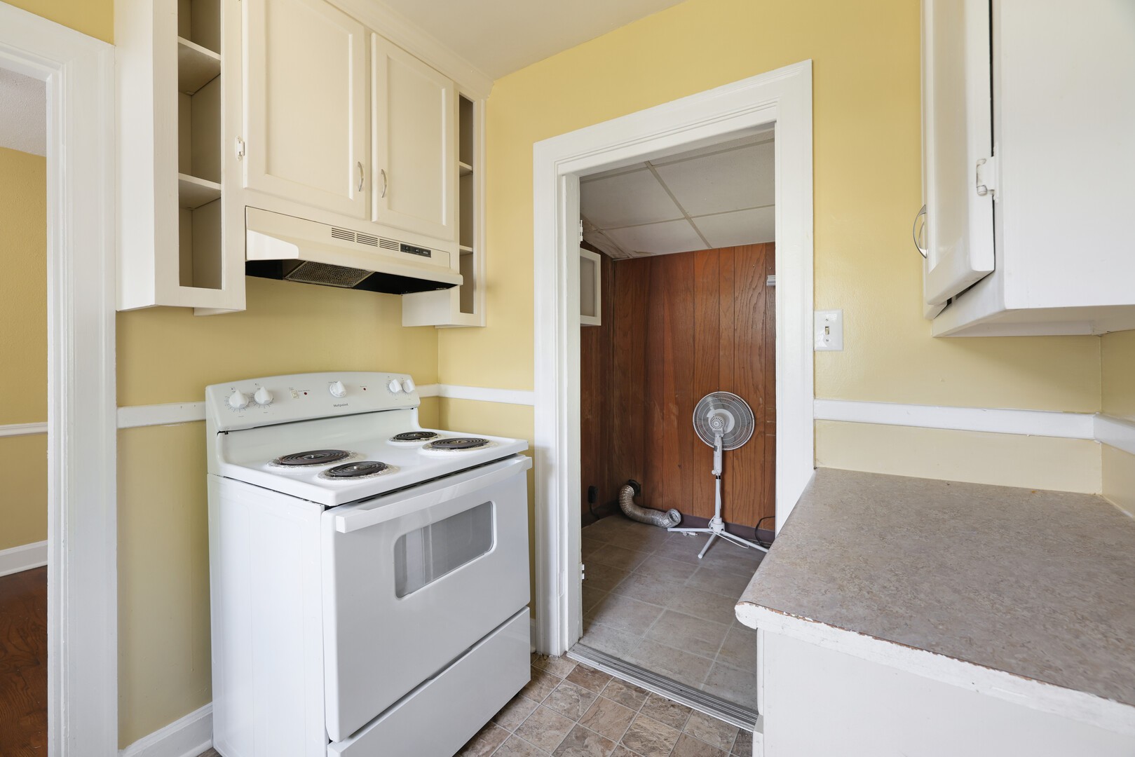 156 Delmar Dr