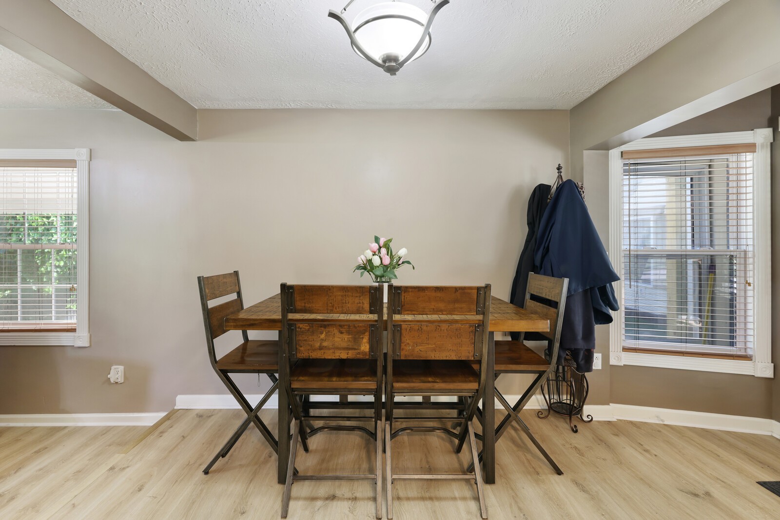 1138 Shahan Rd