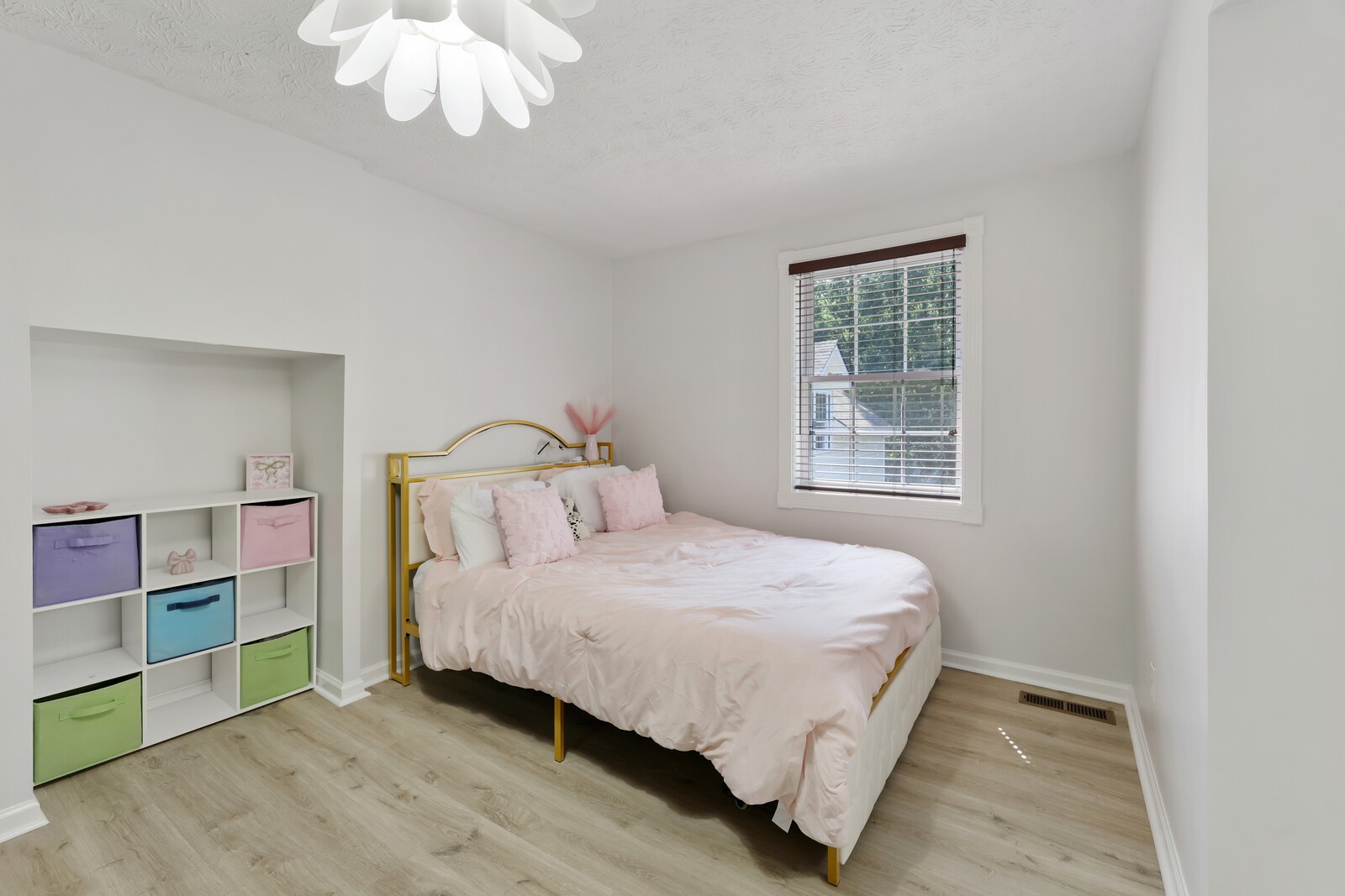 1138 Shahan Rd