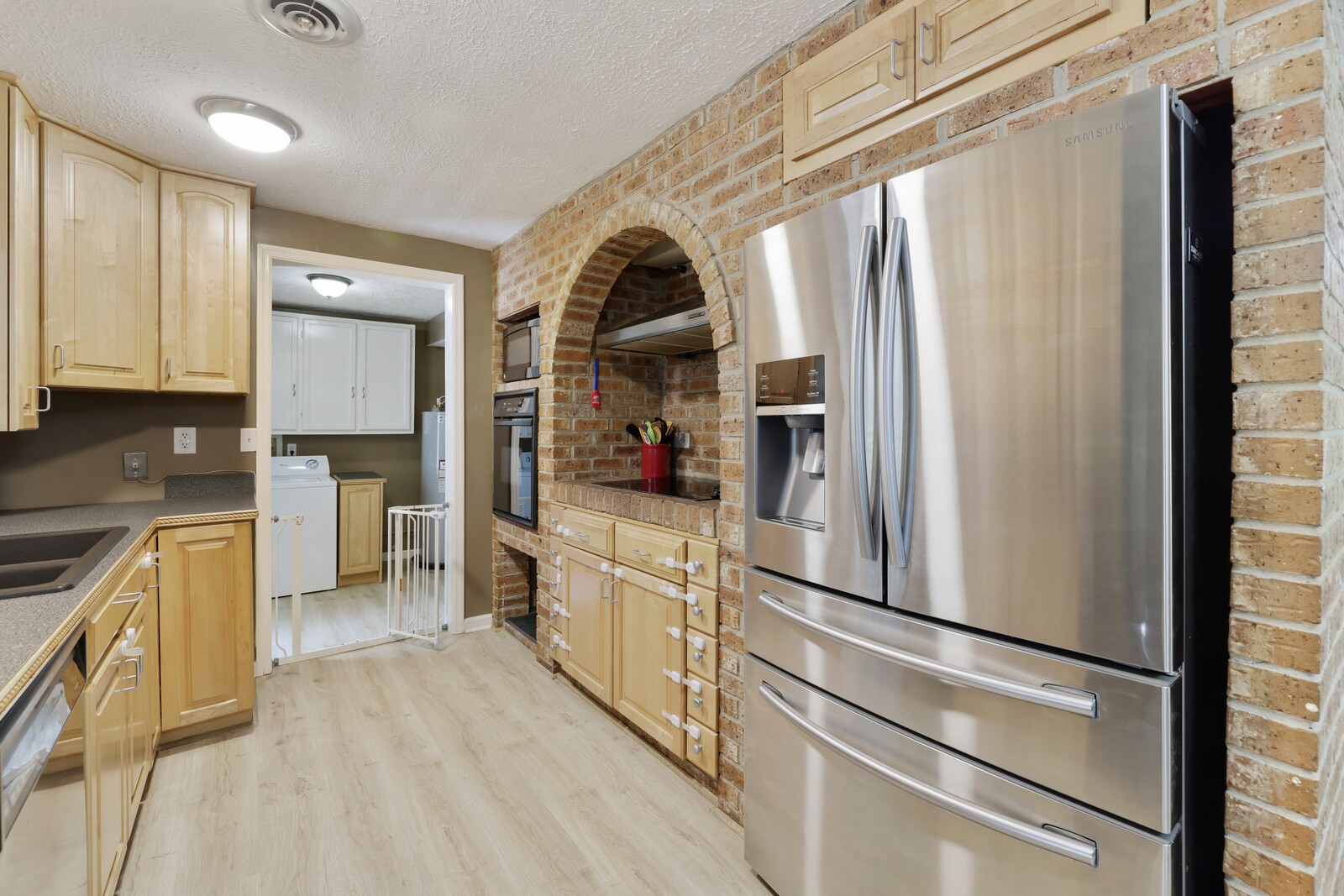 1138 Shahan Rd