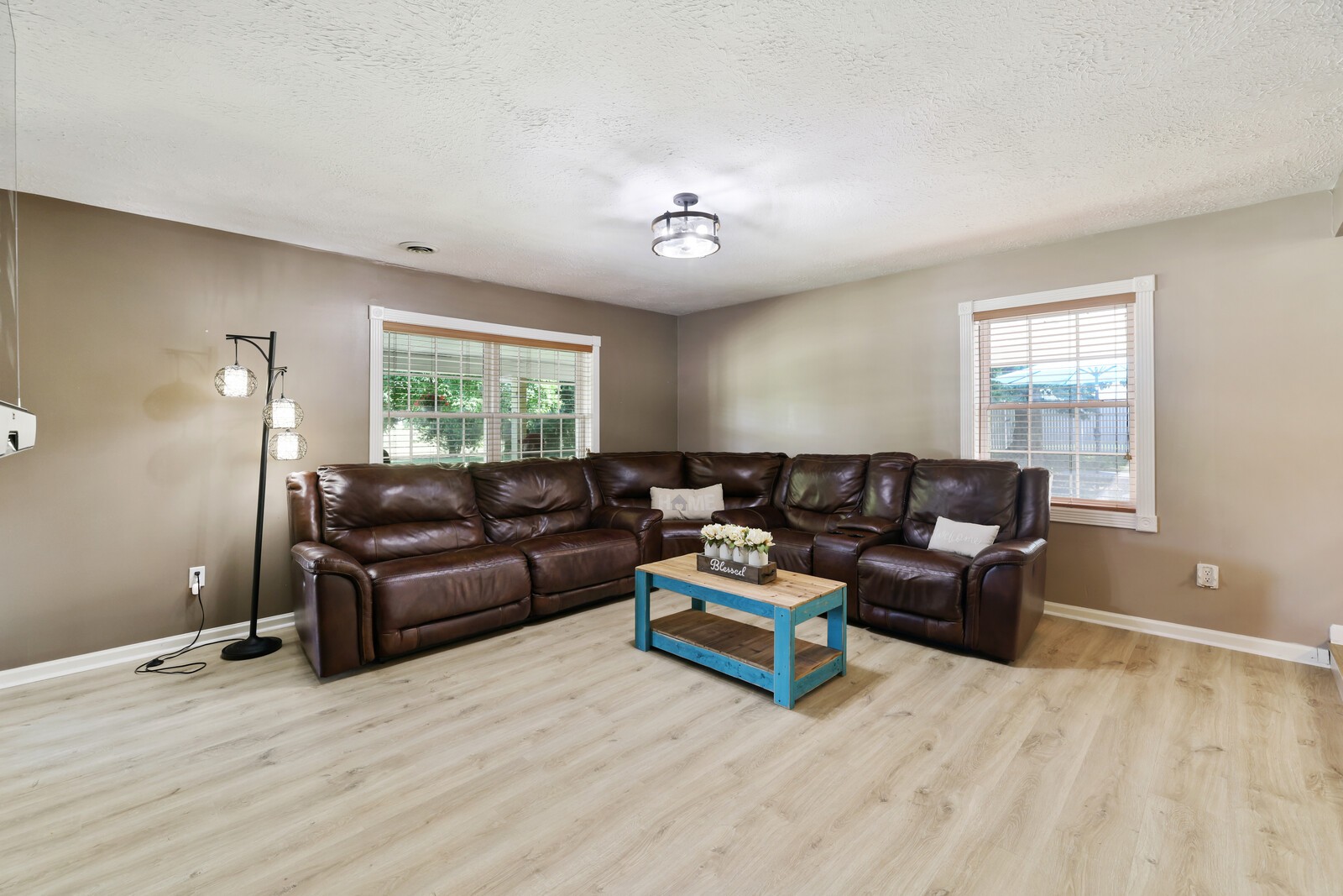 1138 Shahan Rd