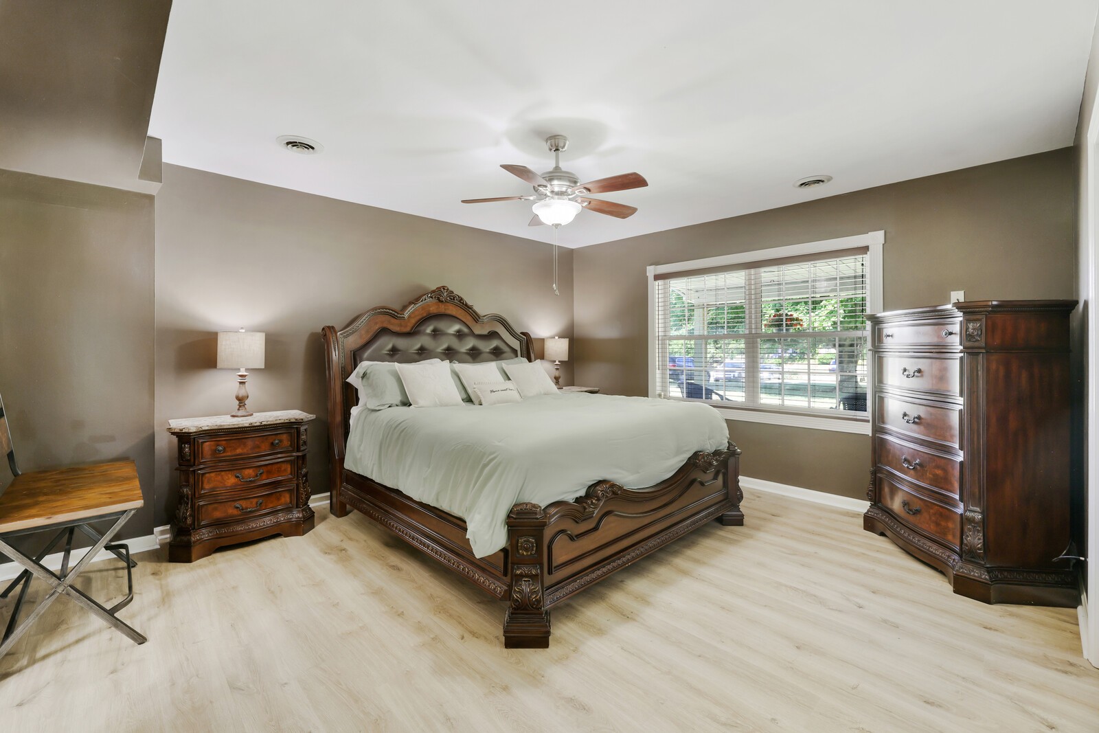 1138 Shahan Rd
