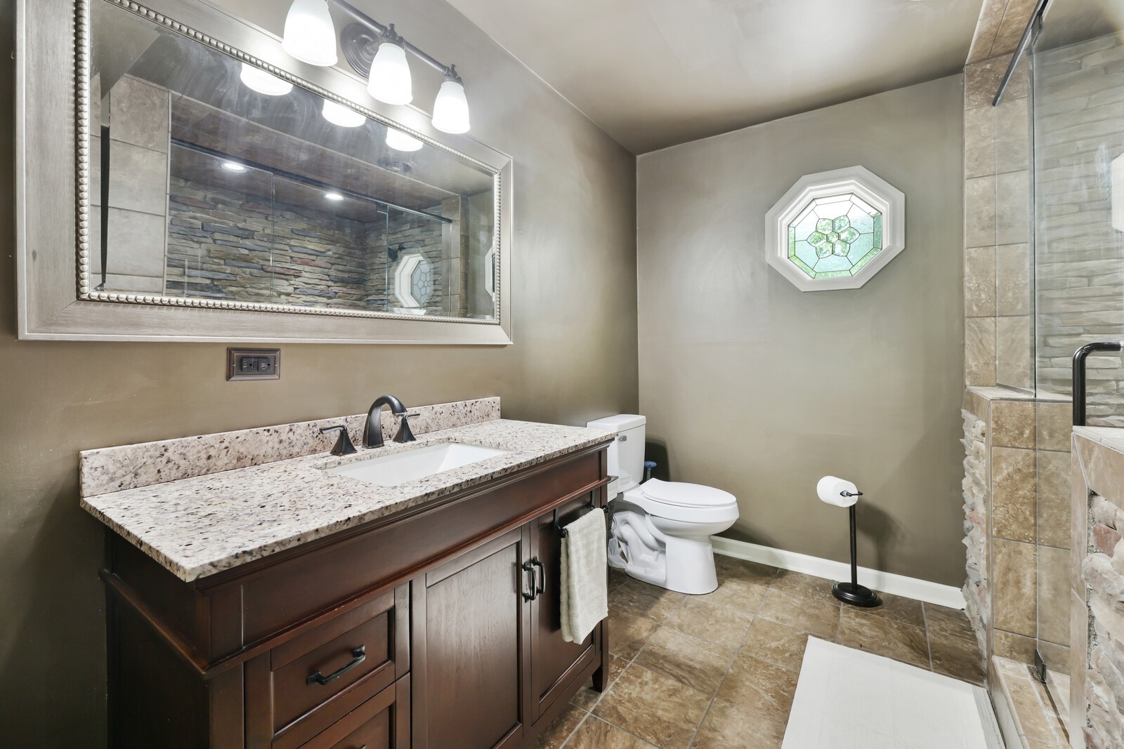 1138 Shahan Rd