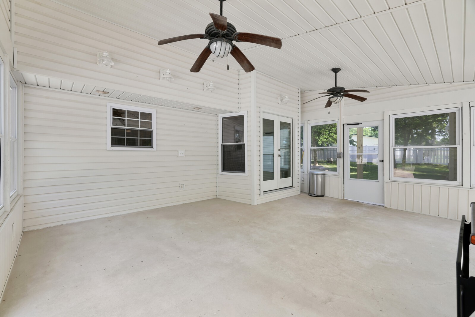 1138 Shahan Rd