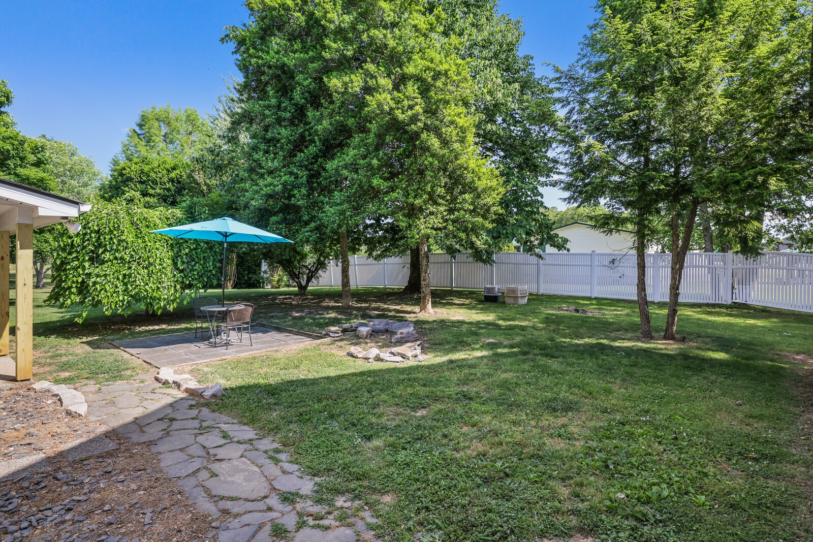 1138 Shahan Rd