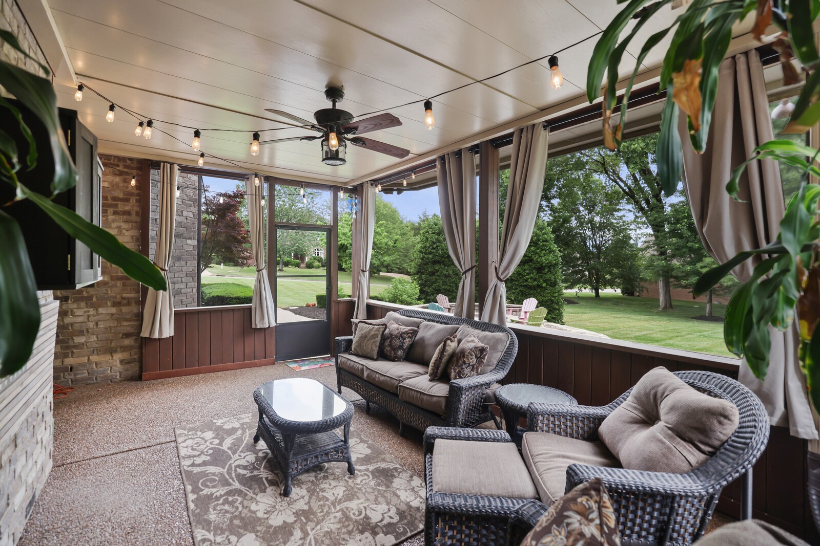 1500 Adventure Ct