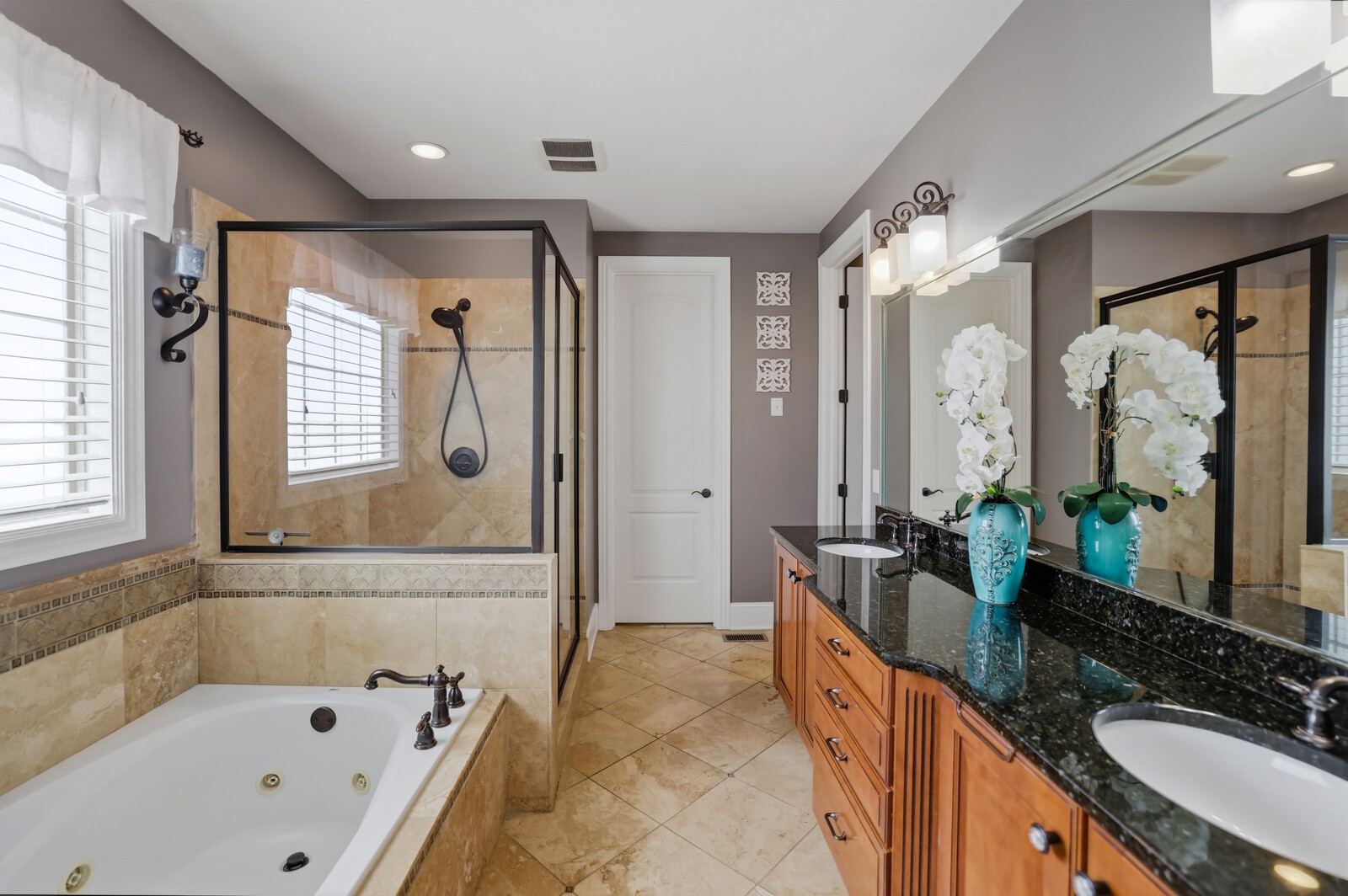 1500 Adventure Ct