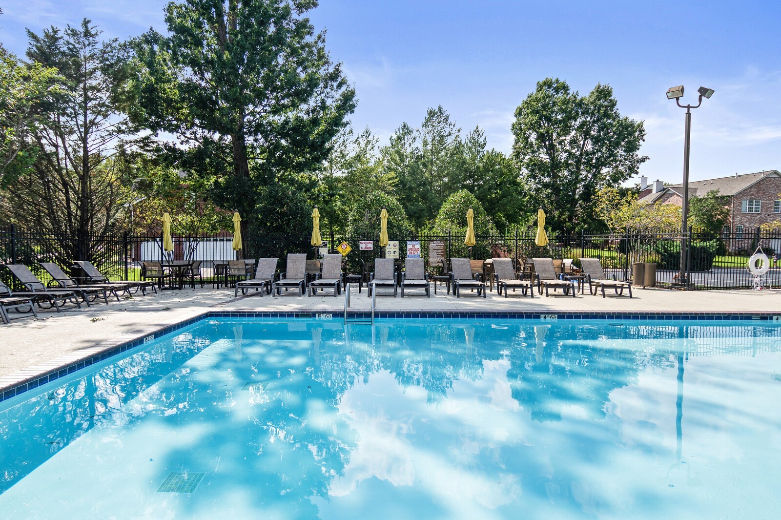 1500 Adventure Ct