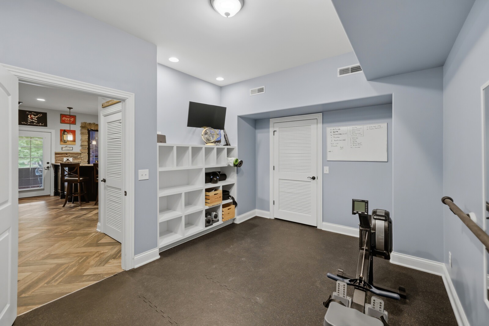 1500 Adventure Ct
