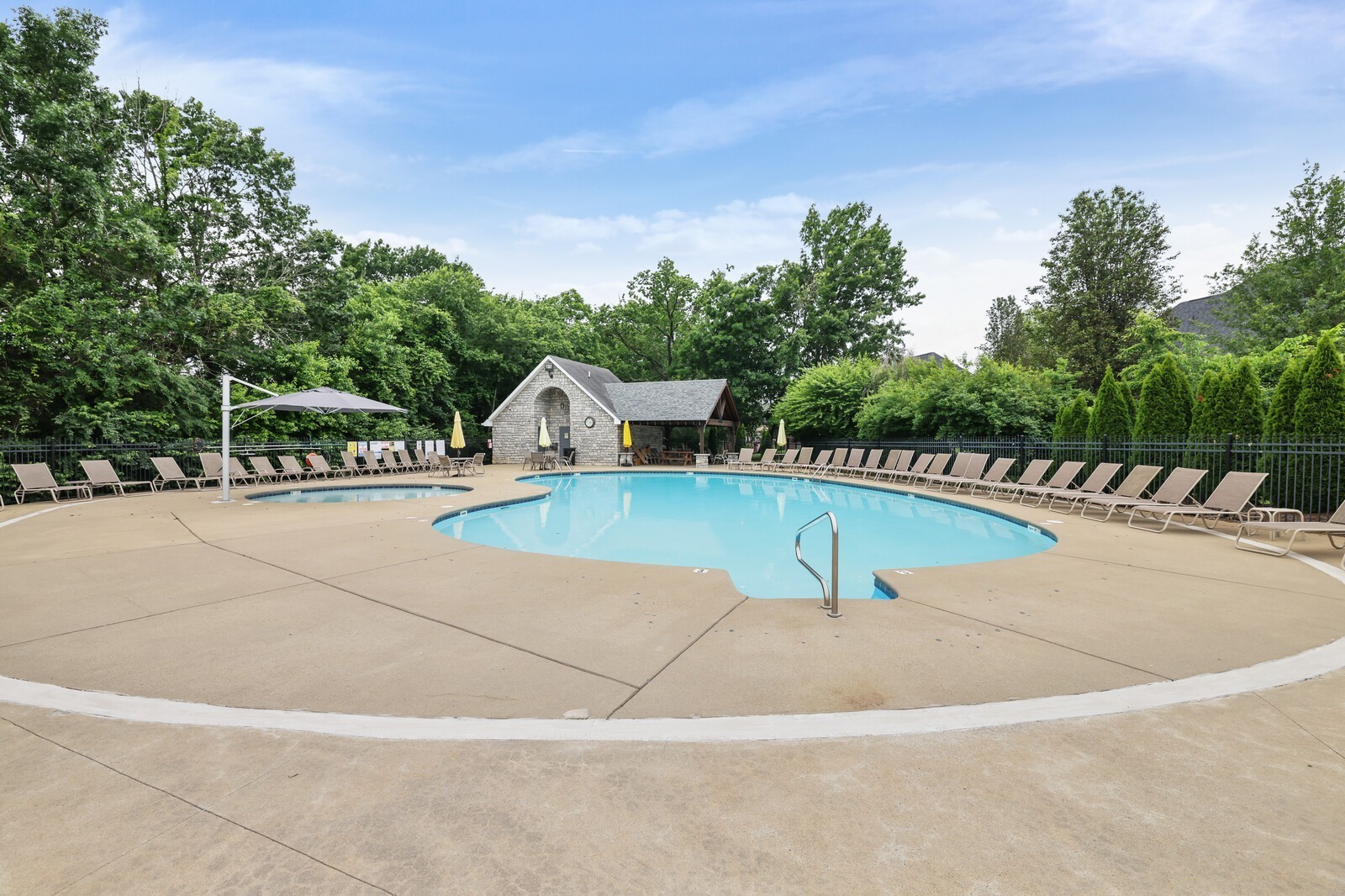 1521 Marathon Dr
