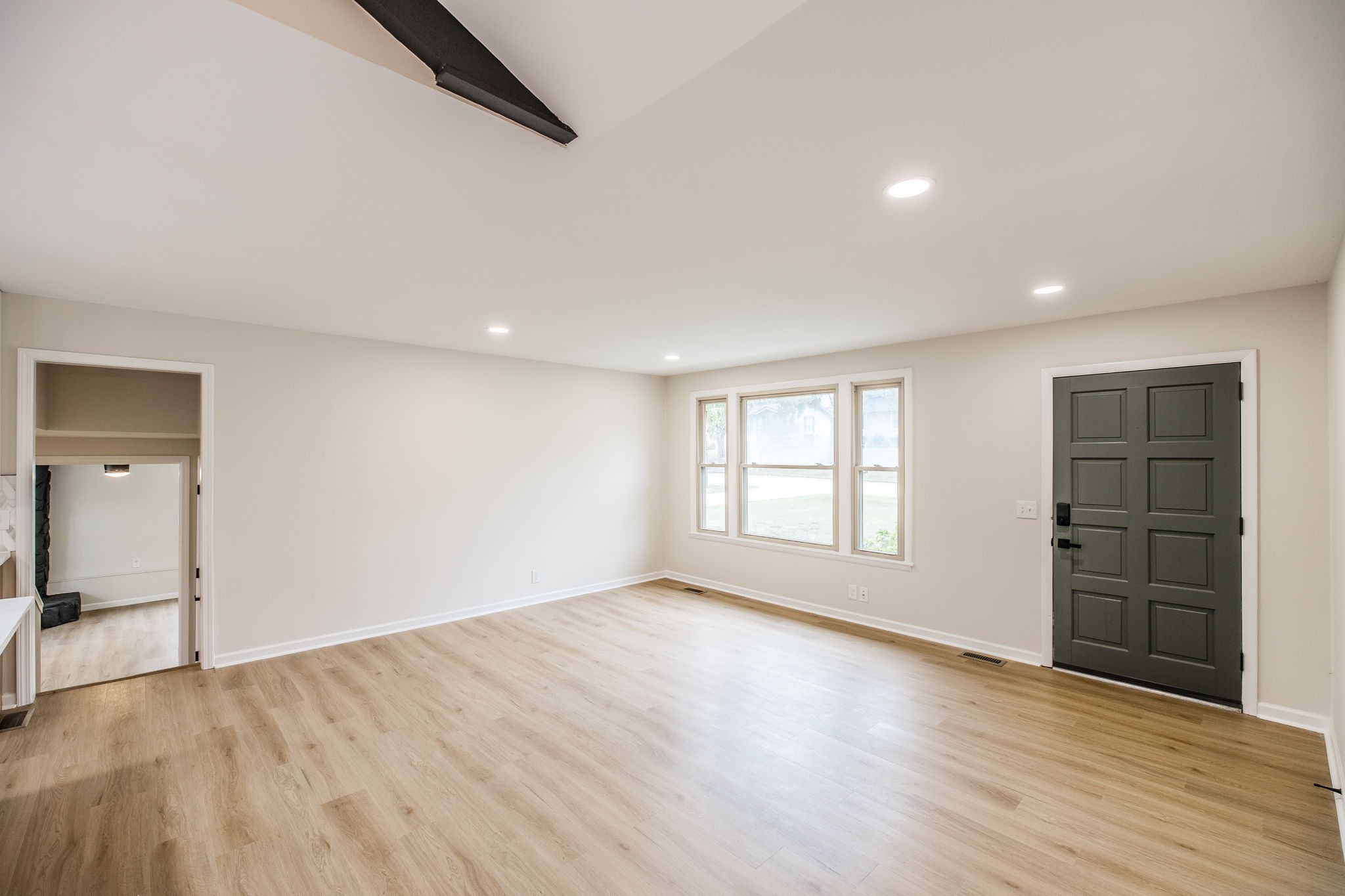 318 Donna Dr