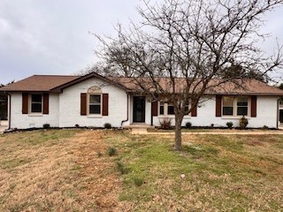 318 Donna Dr
