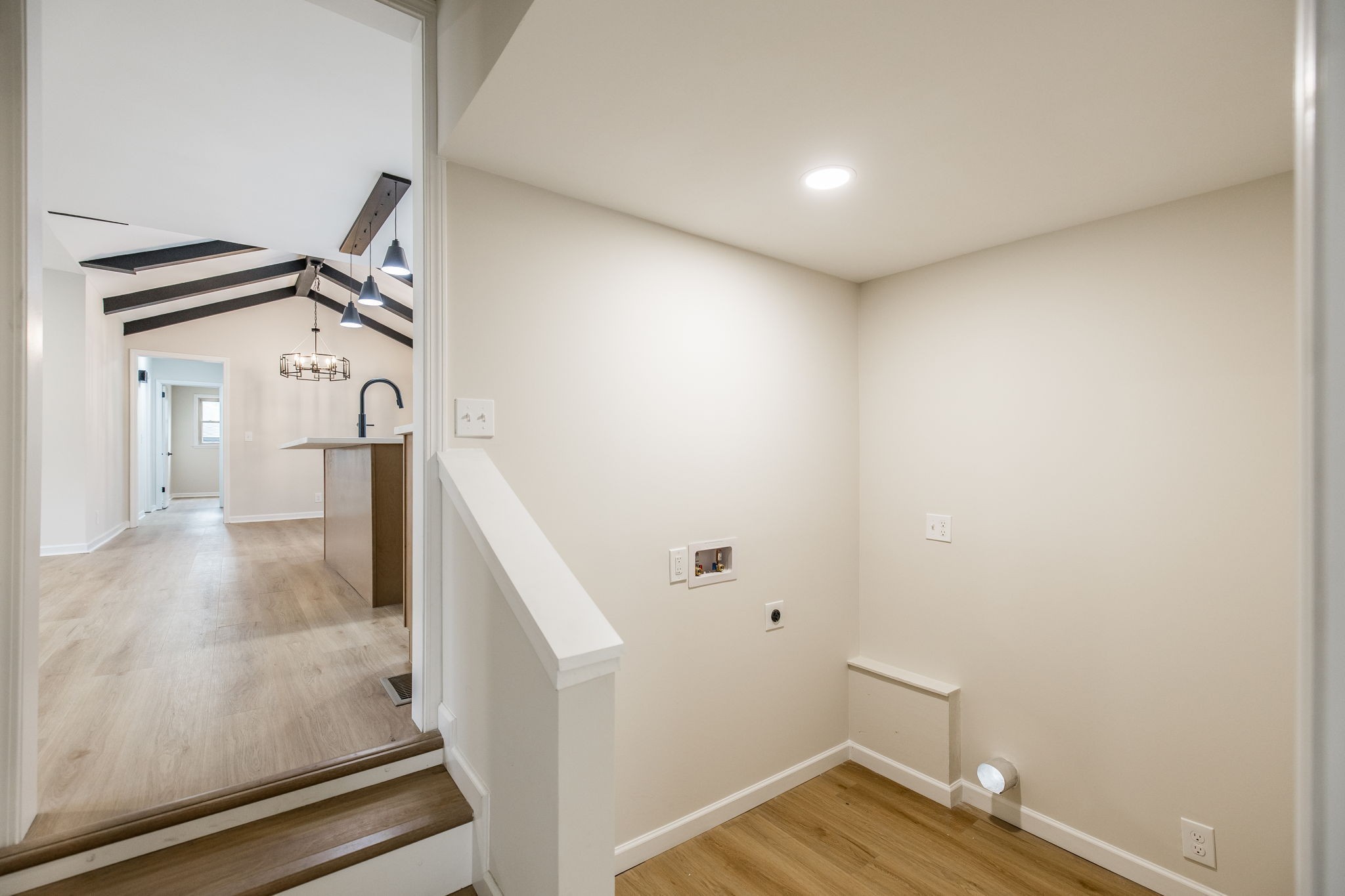 318 Donna Dr