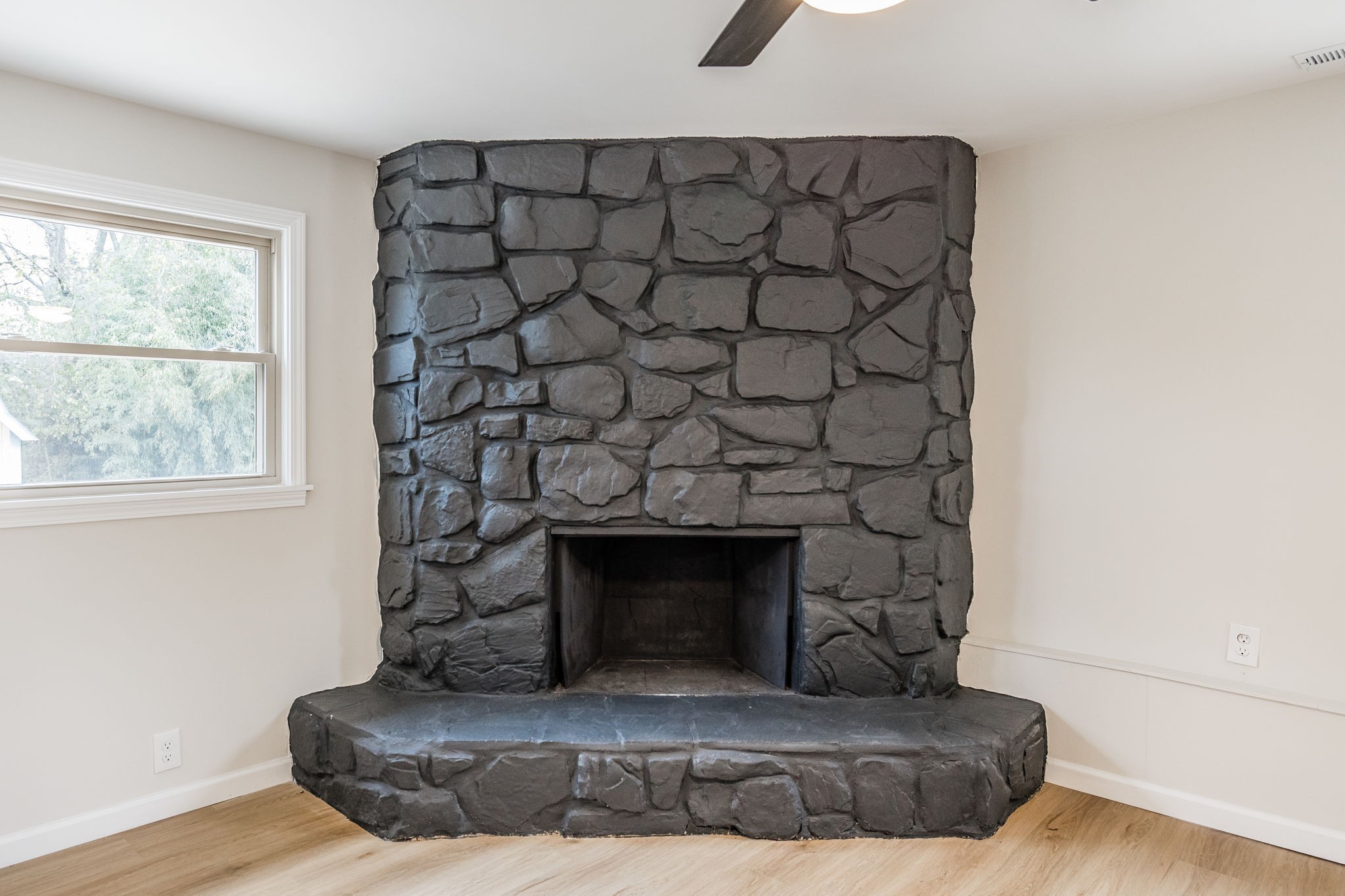 318 Donna Dr