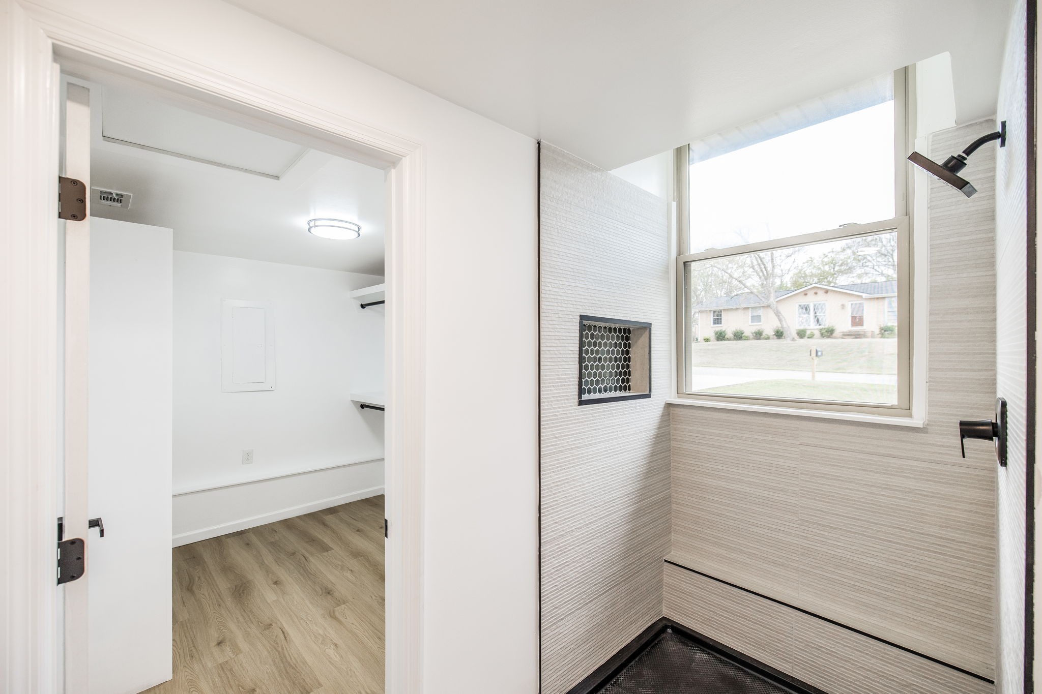 318 Donna Dr