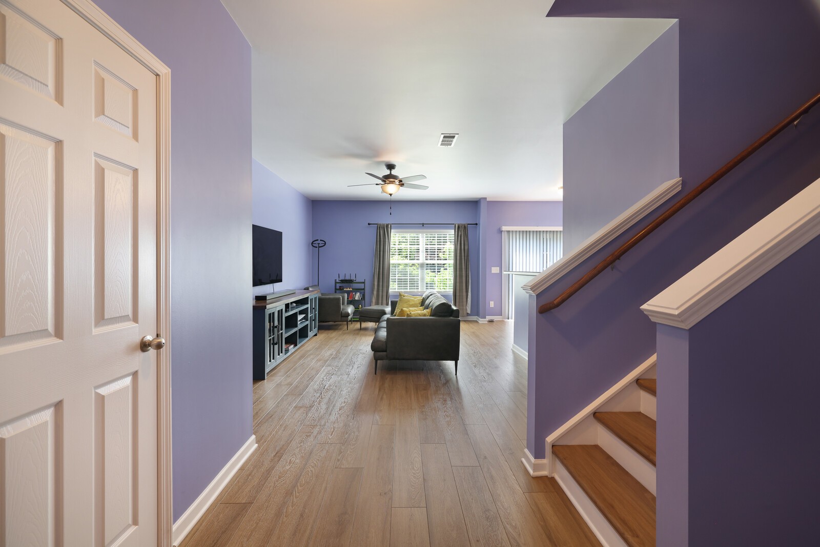 1028 Ashmore Dr