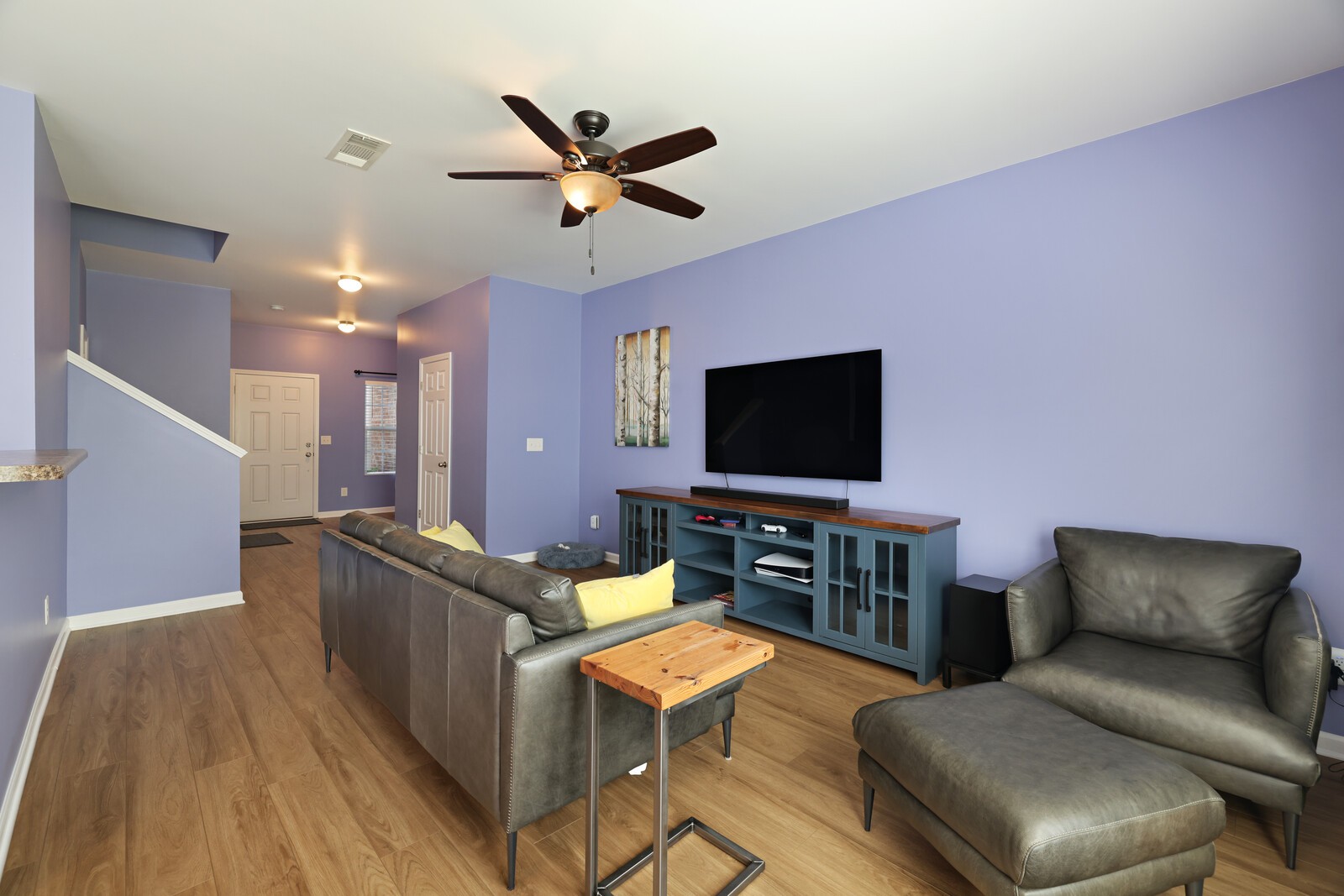 1028 Ashmore Dr