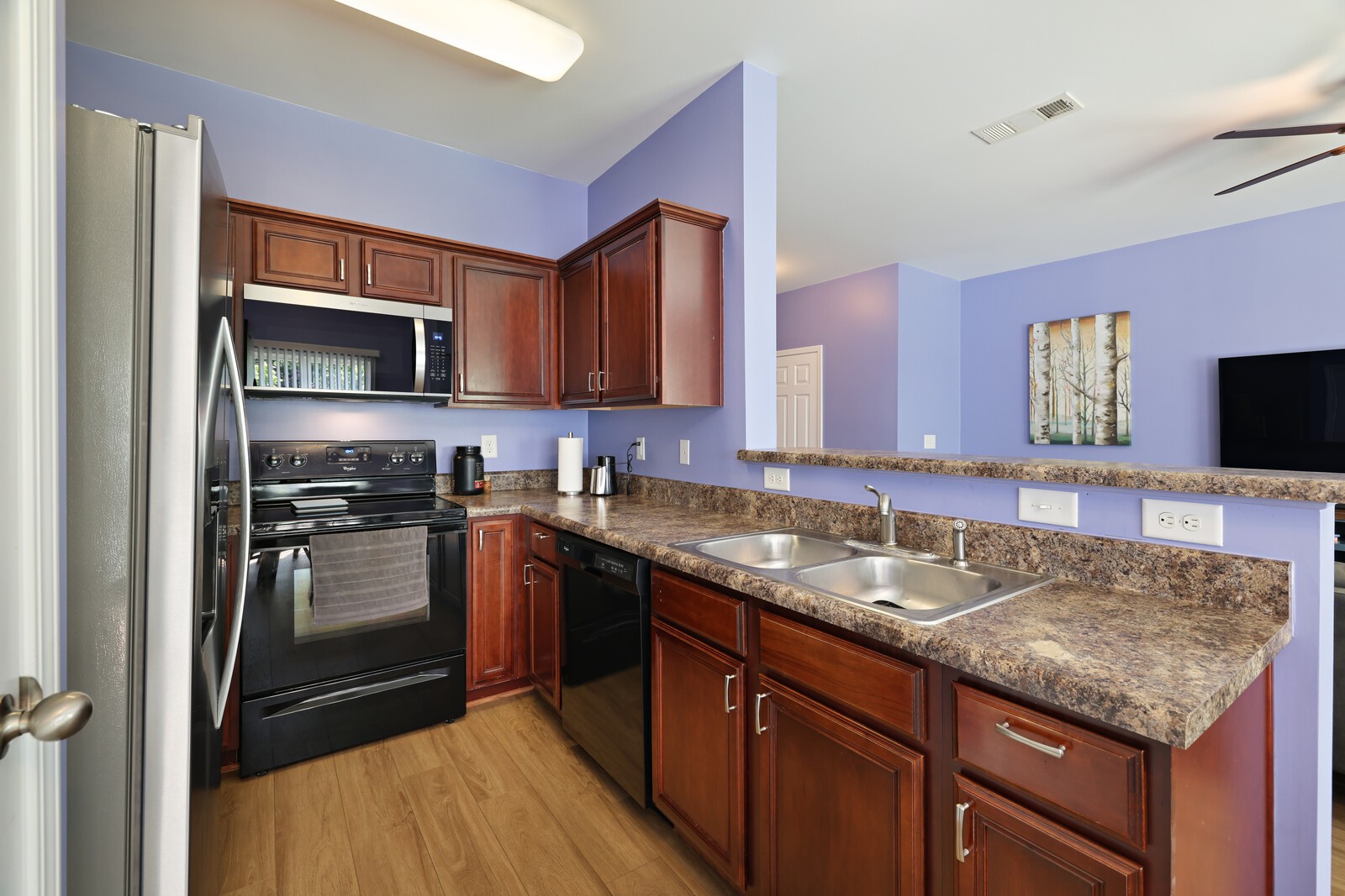 1028 Ashmore Dr