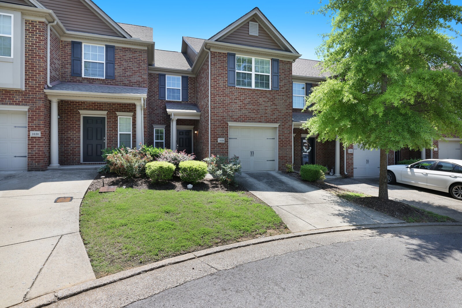 1028 Ashmore Dr