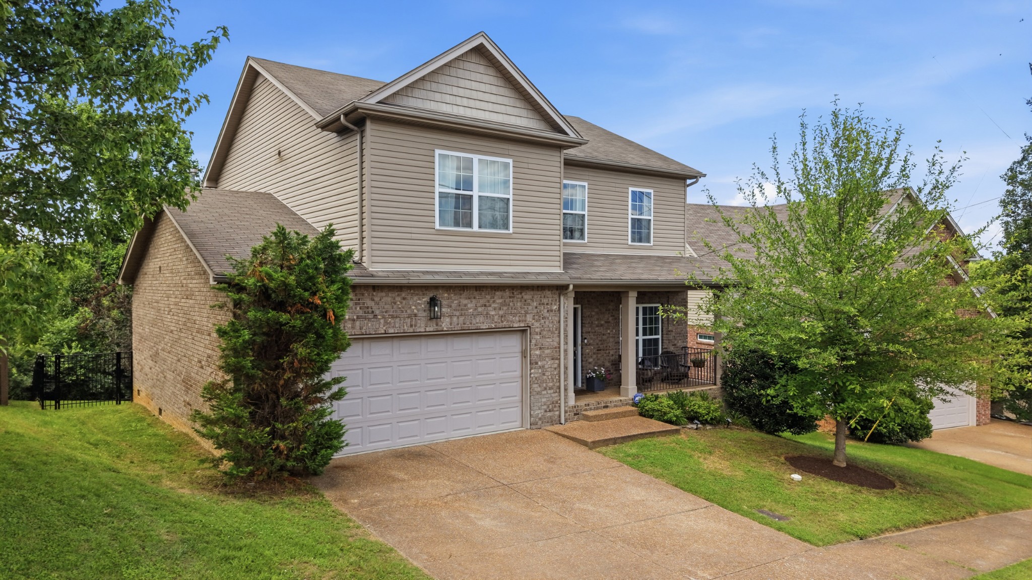 8012 Mandan Dr