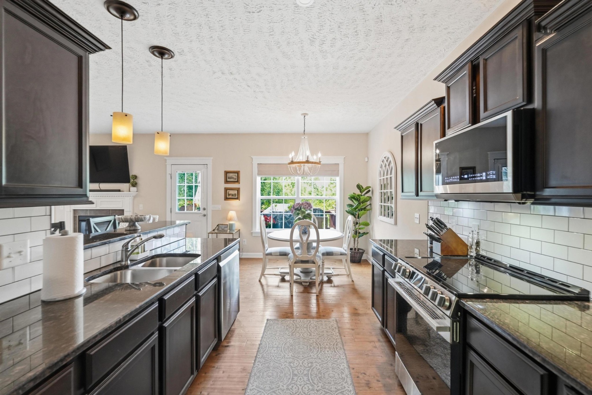 8012 Mandan Dr