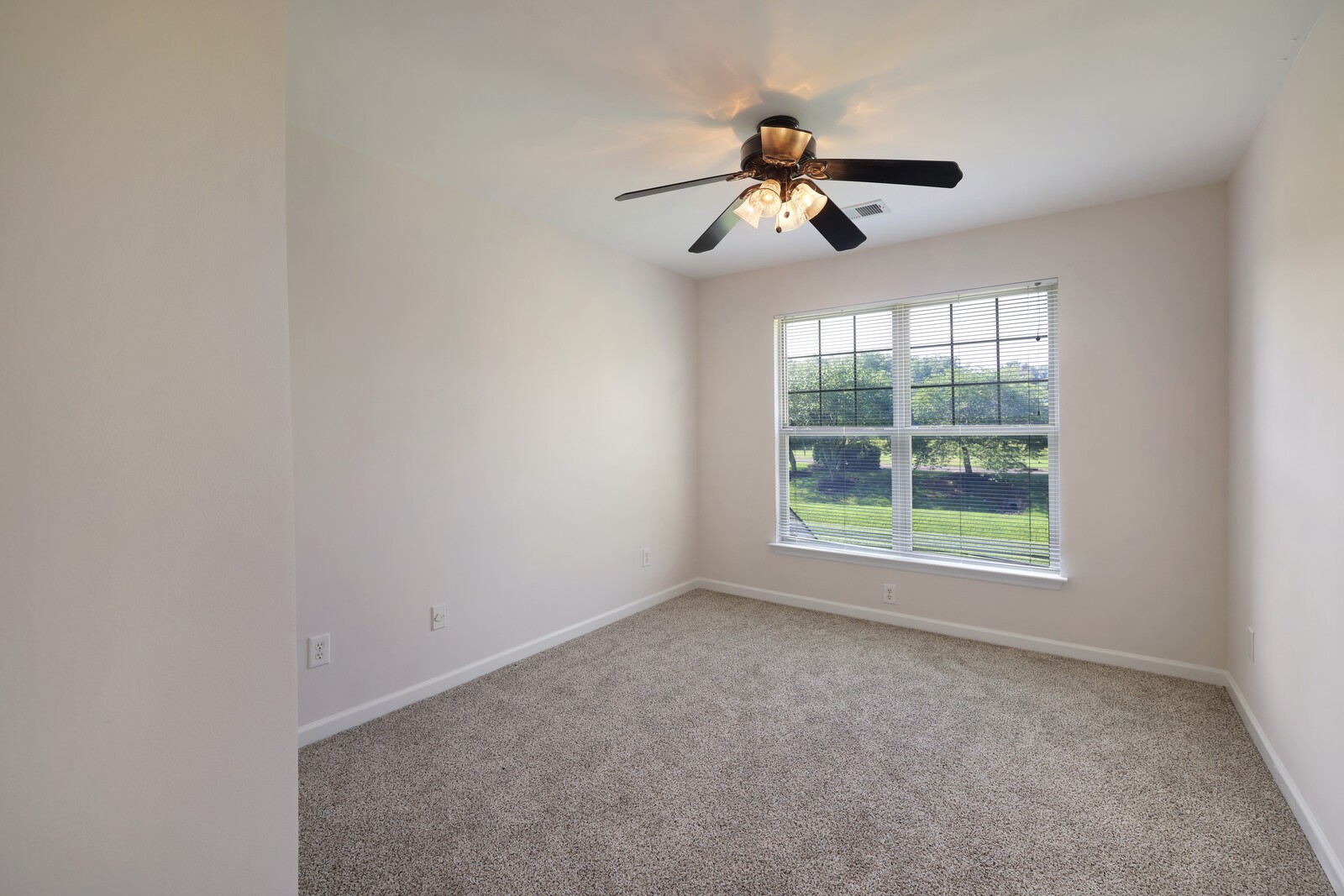 3405 Old Anderson Rd Unit: 120