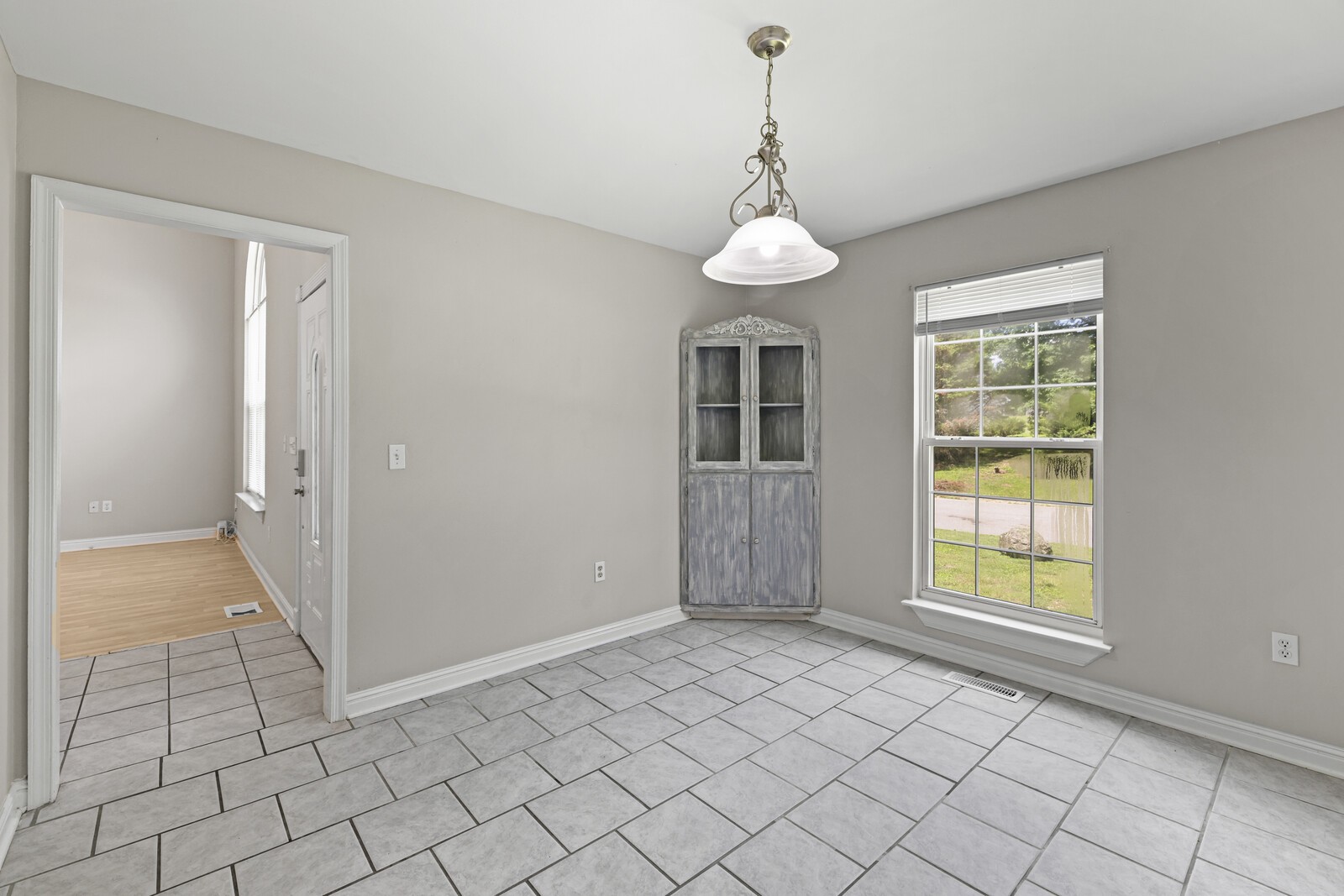 5048 Appalachain Dr