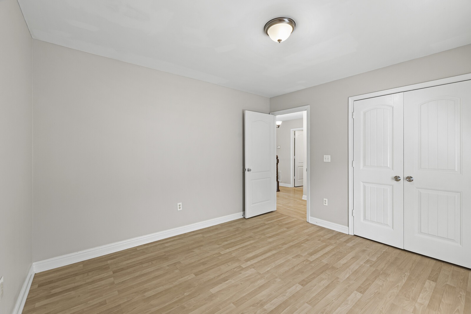 5048 Appalachain Dr