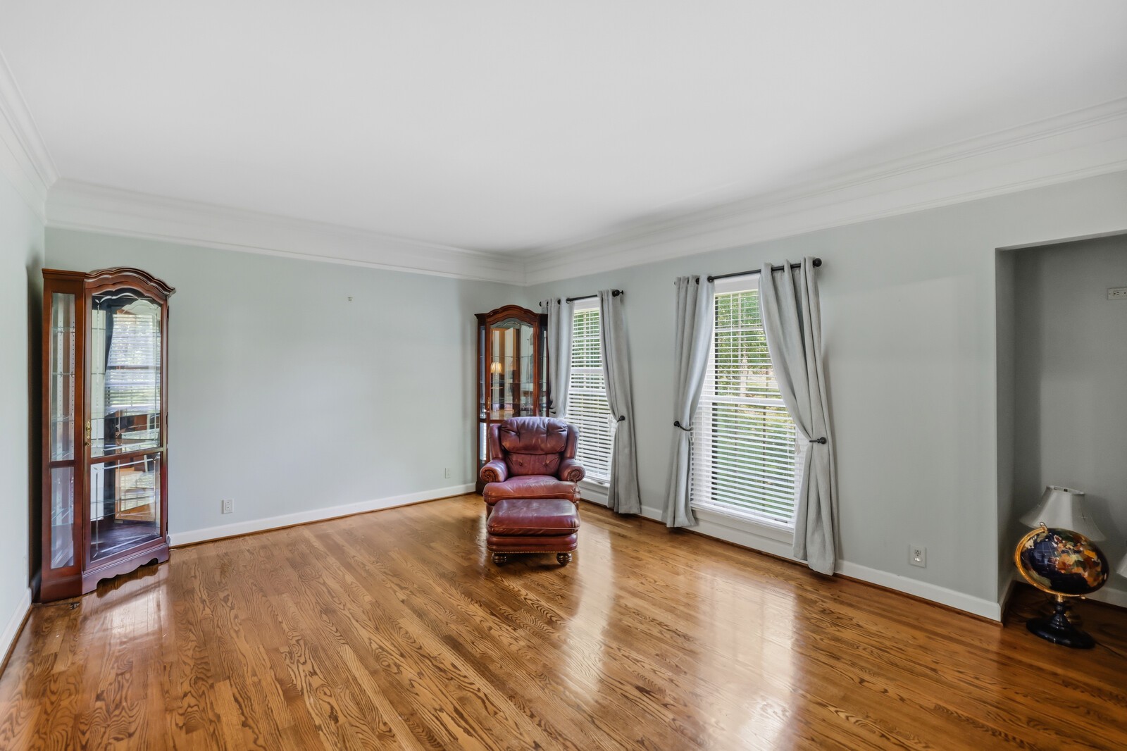 1133 Cross Creek Dr