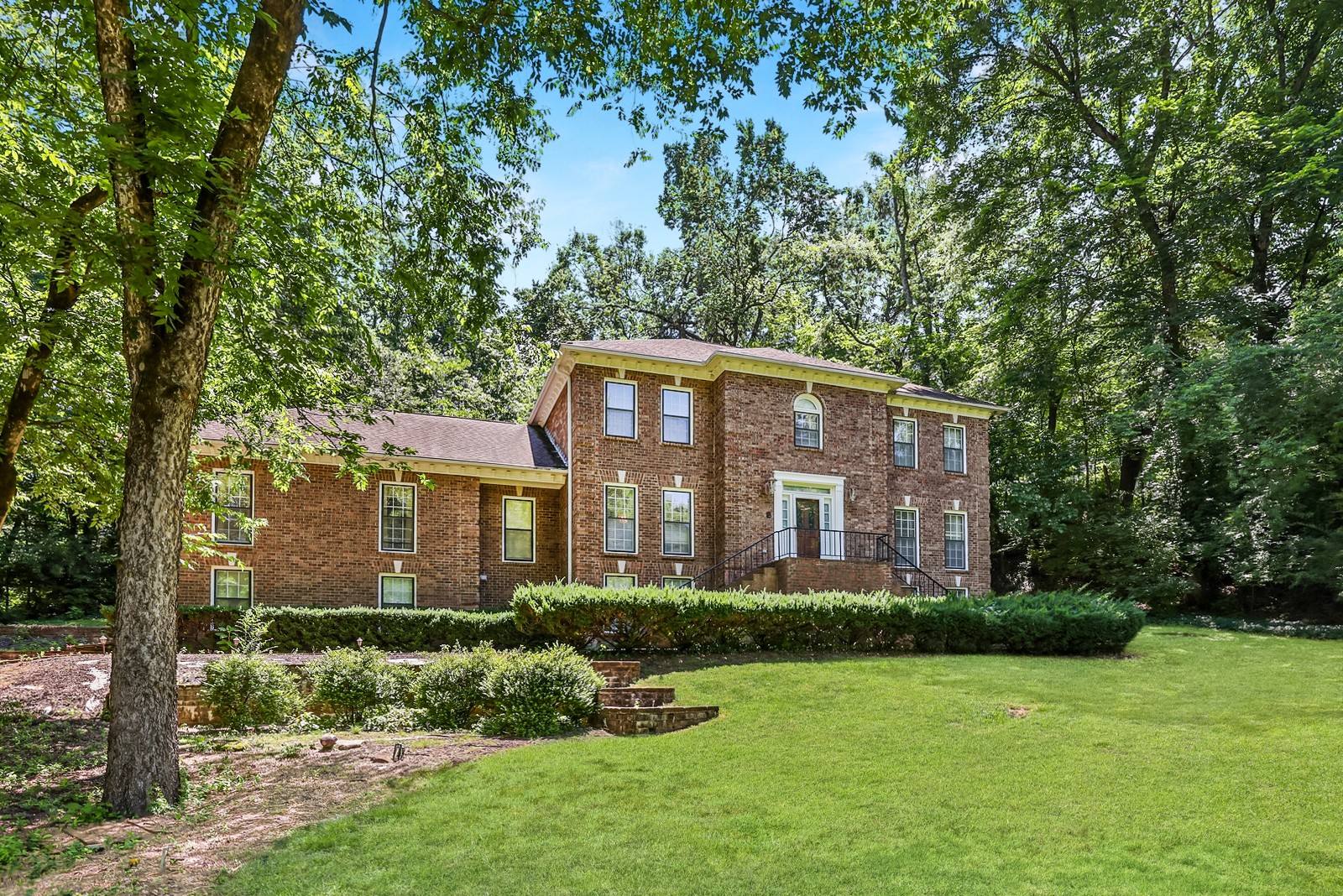1133 Cross Creek Dr