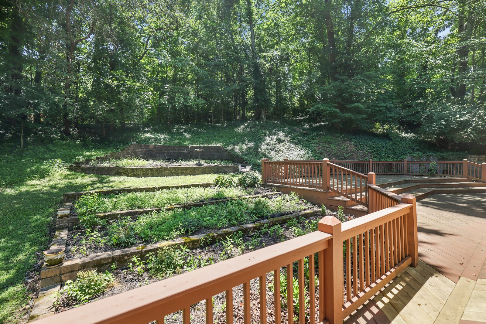 1133 Cross Creek Dr