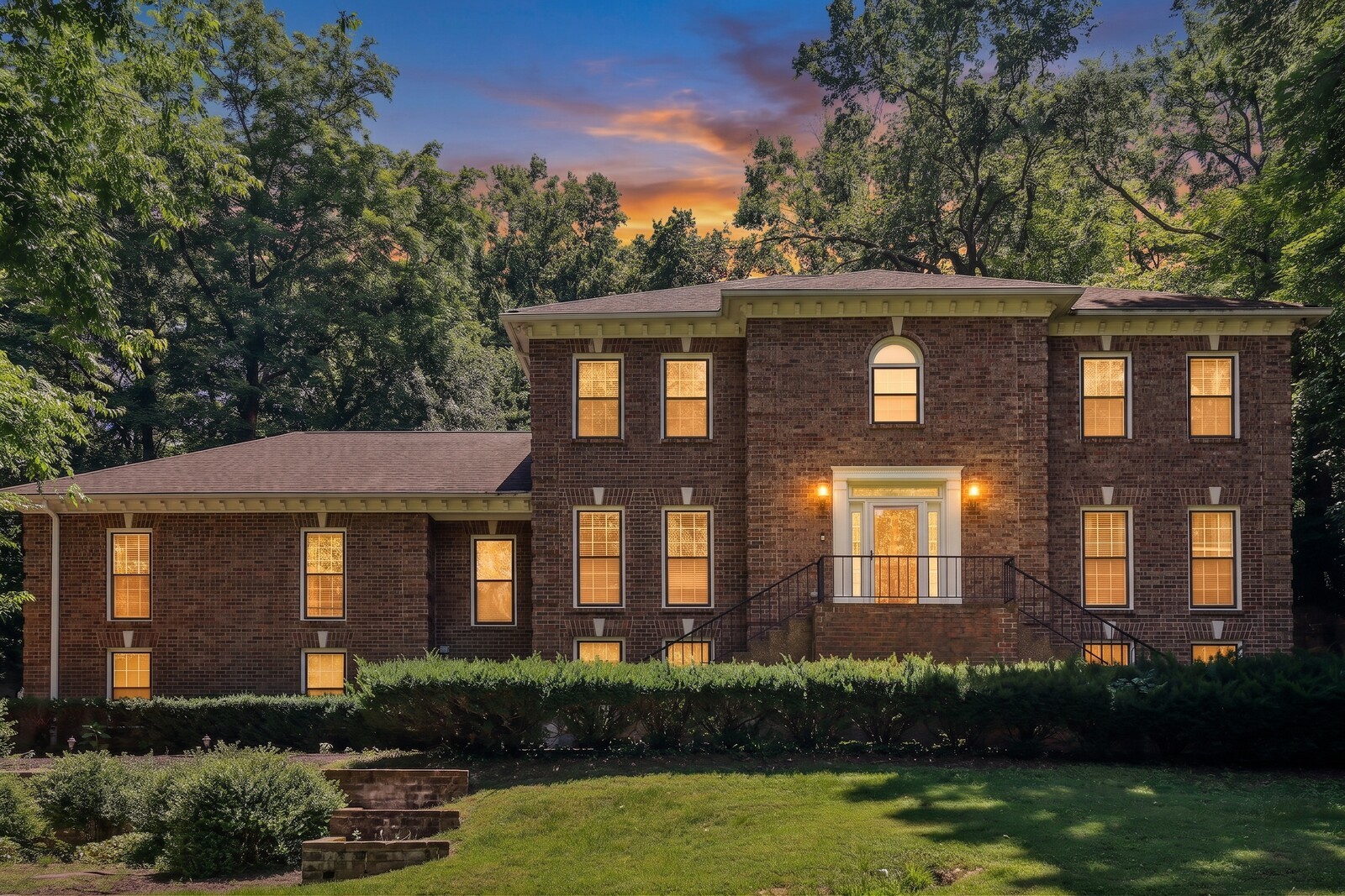 1133 Cross Creek Dr