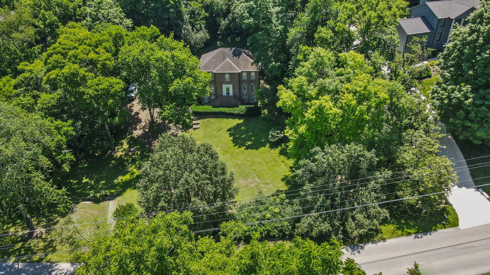 1133 Cross Creek Dr