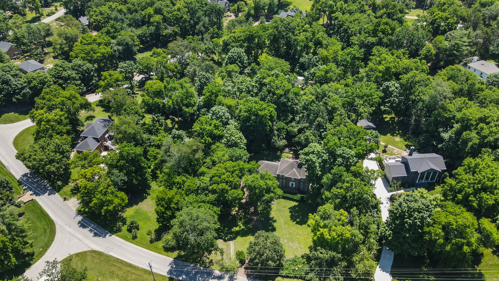 1133 Cross Creek Dr