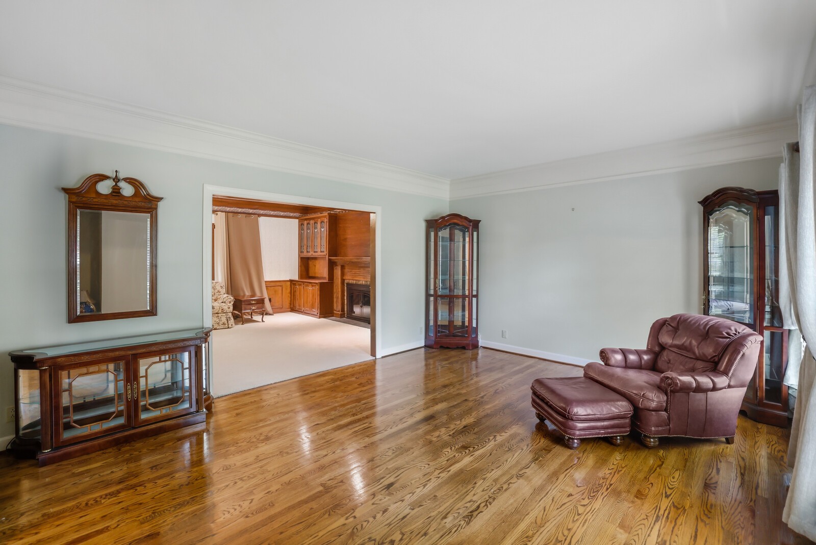 1133 Cross Creek Dr