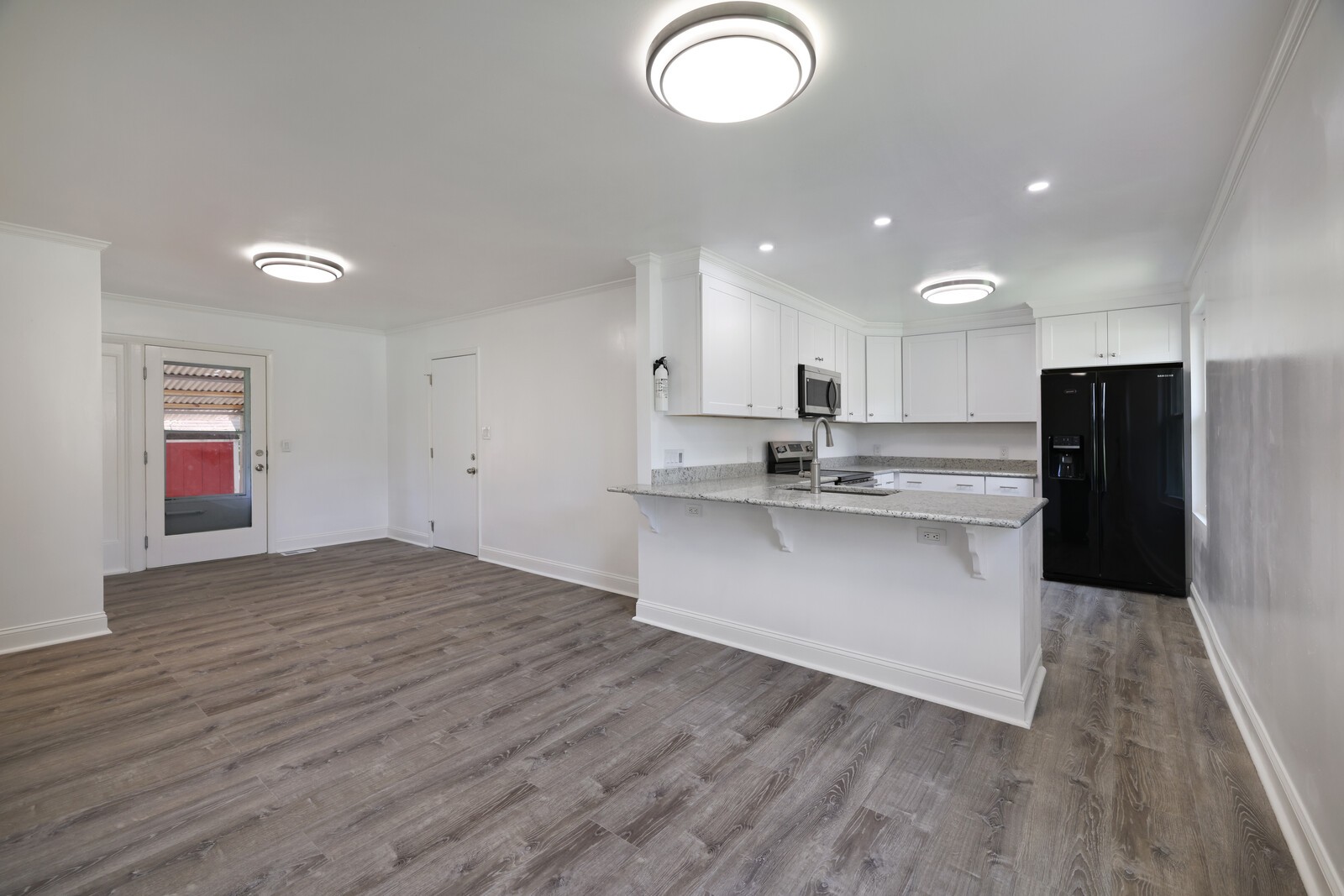 557 Cathy Jo Cir