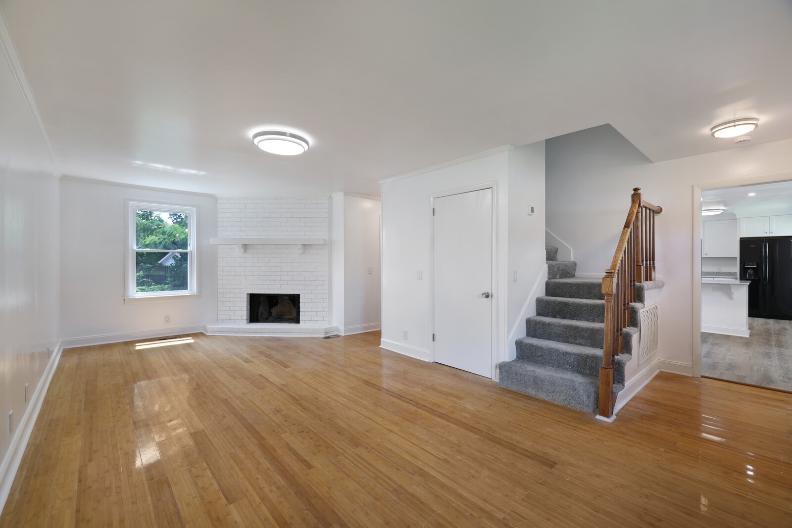 557 Cathy Jo Cir