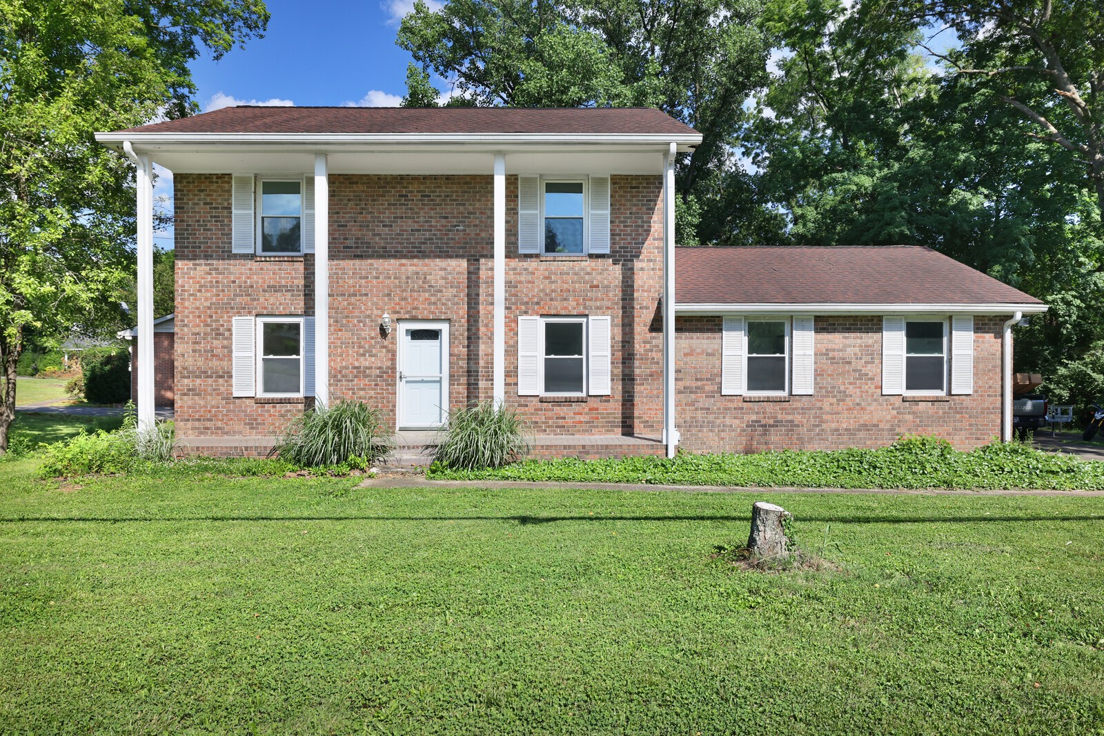 557 Cathy Jo Cir