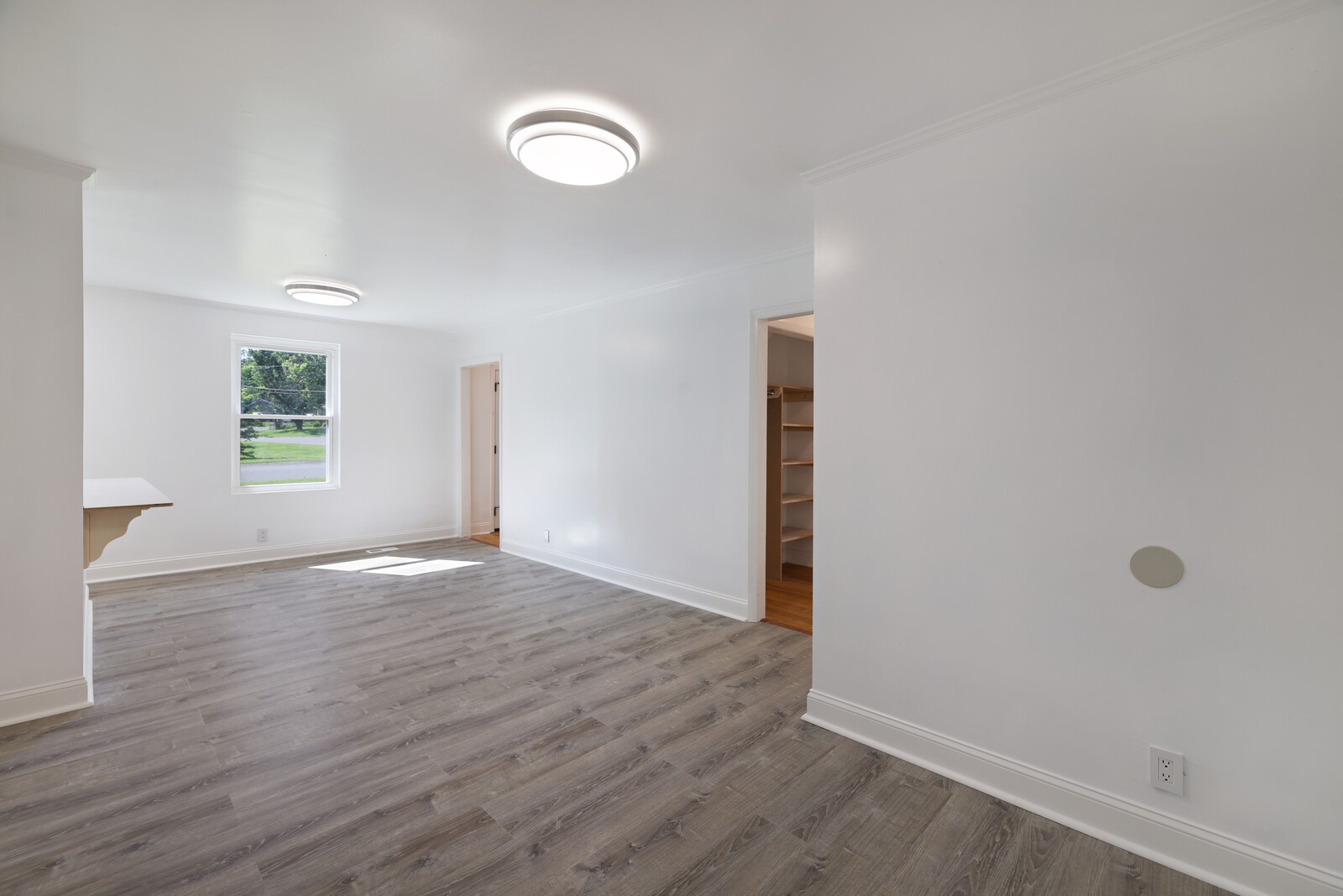 557 Cathy Jo Cir